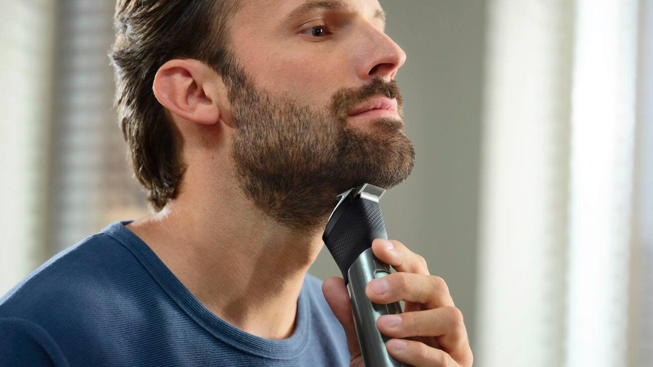 Alt View 14. Philips Norelco - Series 9000 Ultimate Rechargeable Beard and Hair Trimmer - Steel.