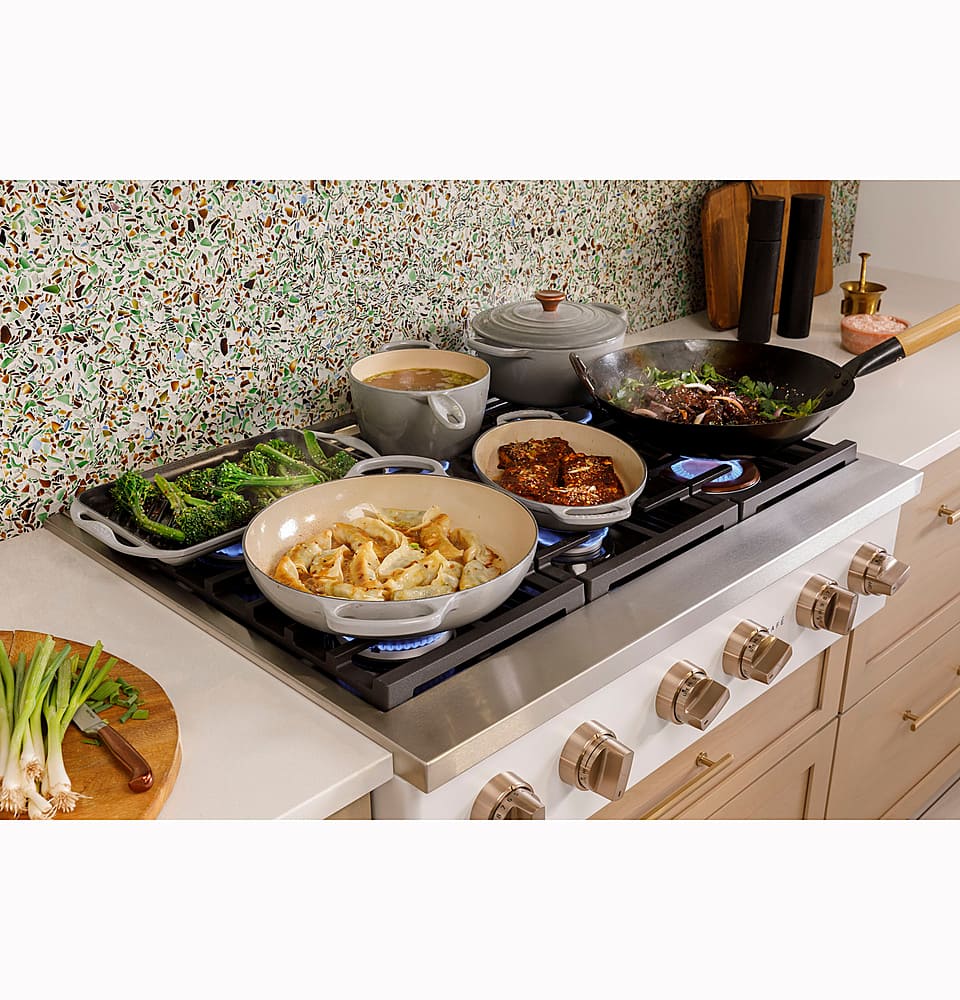 Alt View 31. Café - 36" Built-In Gas Cooktop with 6 Burners, Customizable - Stainless Steel.