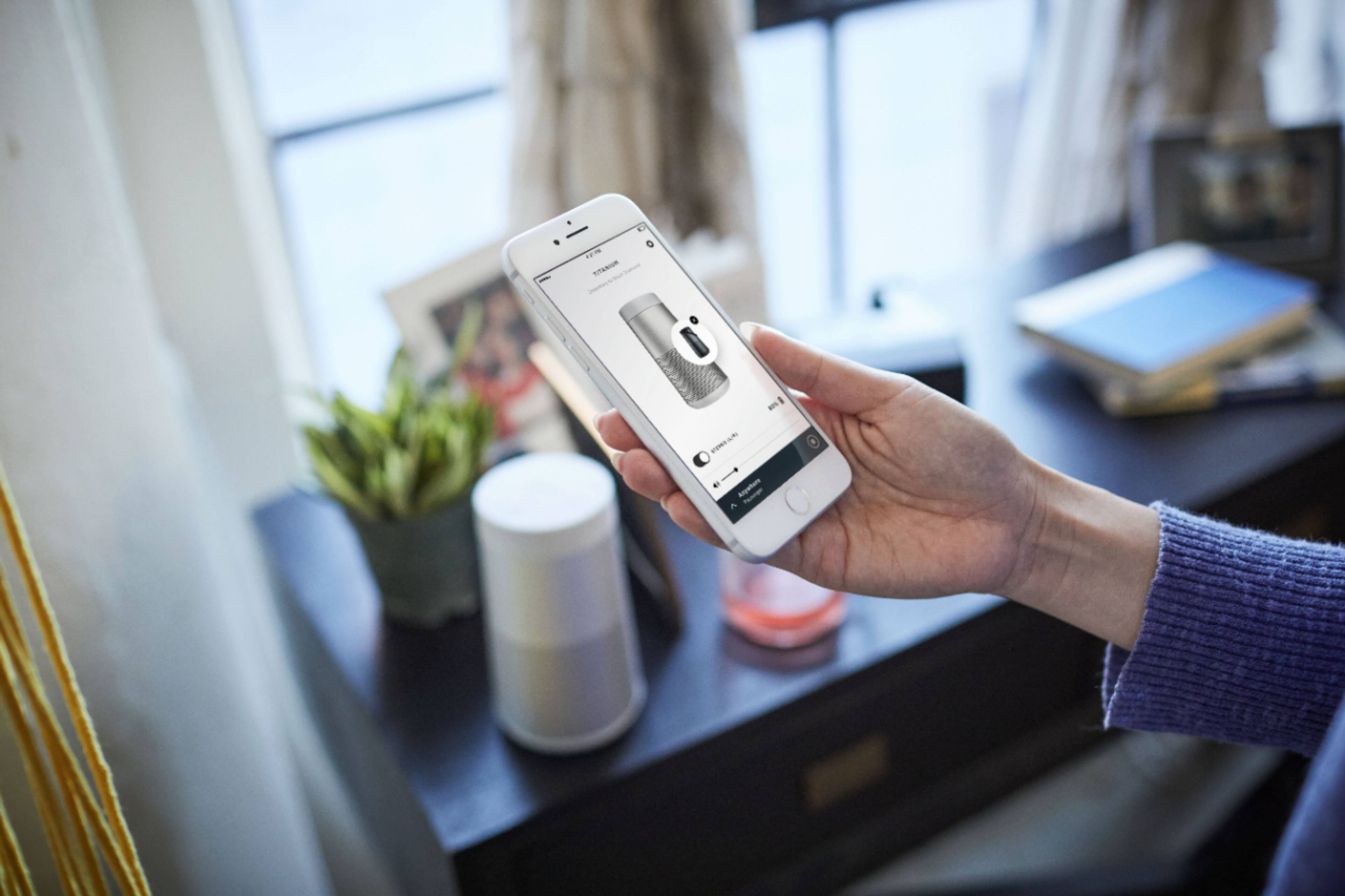 Alt View 16. Bose - SoundLink Revolve II Portable Bluetooth Speaker - Luxe Silver.