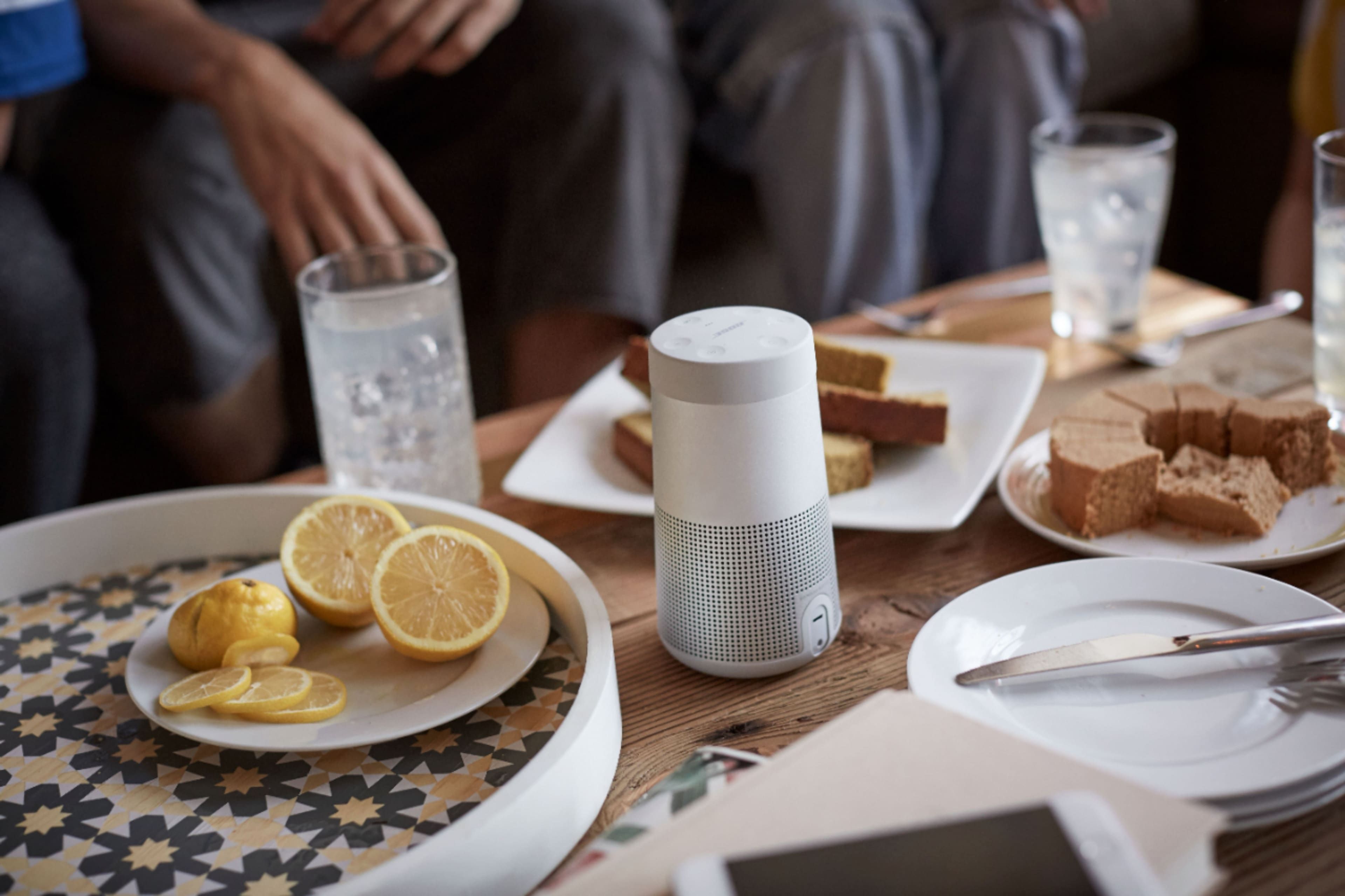 Alt View 18. Bose - SoundLink Revolve II Portable Bluetooth Speaker - Luxe Silver.