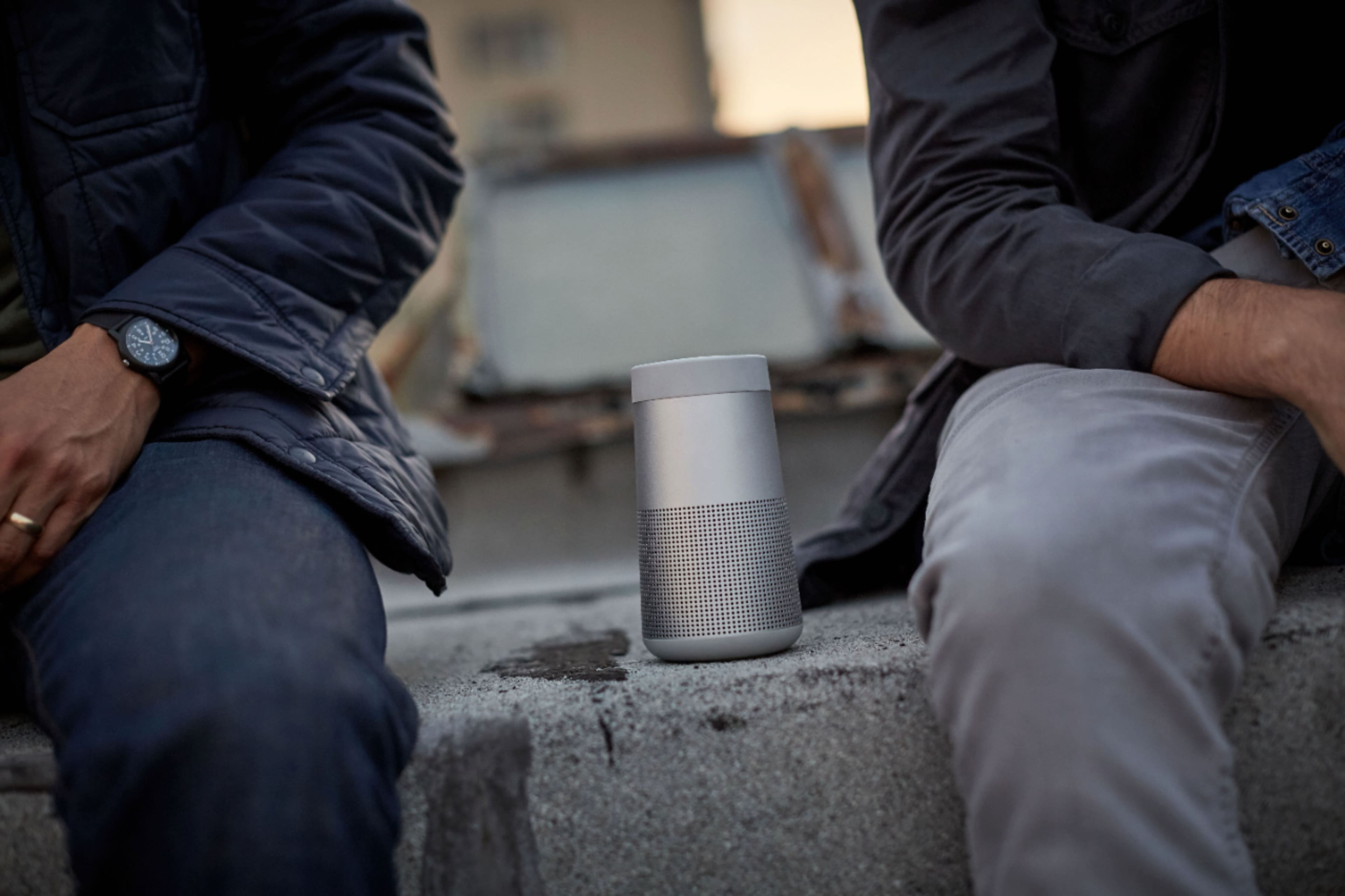 Alt View 19. Bose - SoundLink Revolve II Portable Bluetooth Speaker - Luxe Silver.
