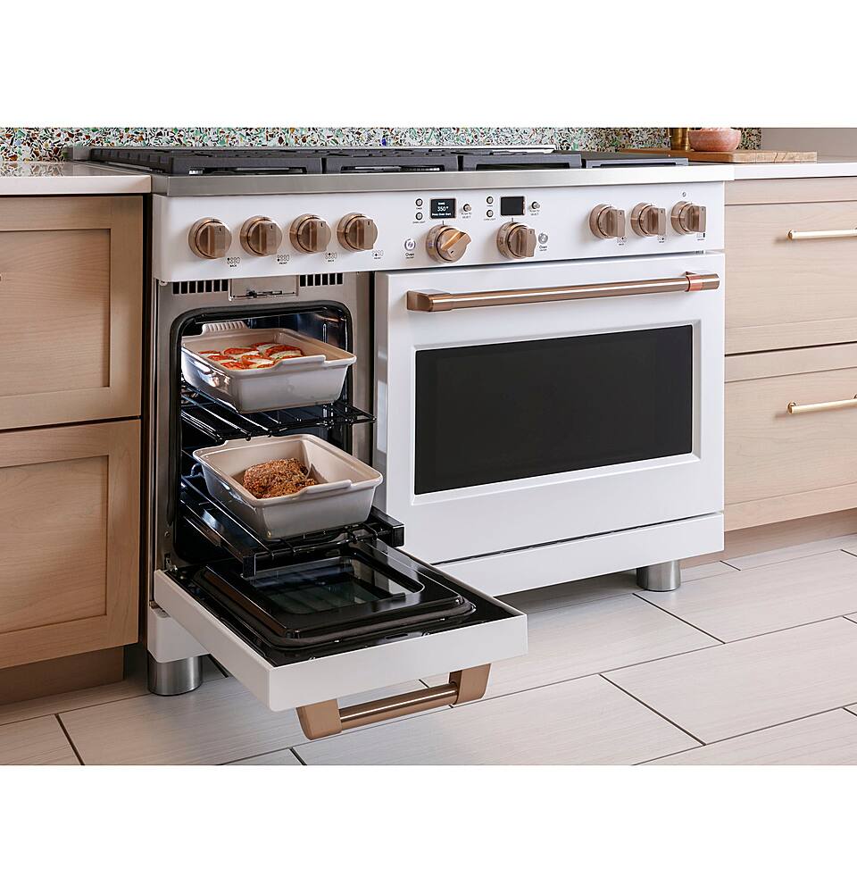 Alt View 33. Café - 8.25 Cu. Ft. Freestanding Double Oven Dual Fuel True Convection Range with 6 Burners, Customizable - Matte White.