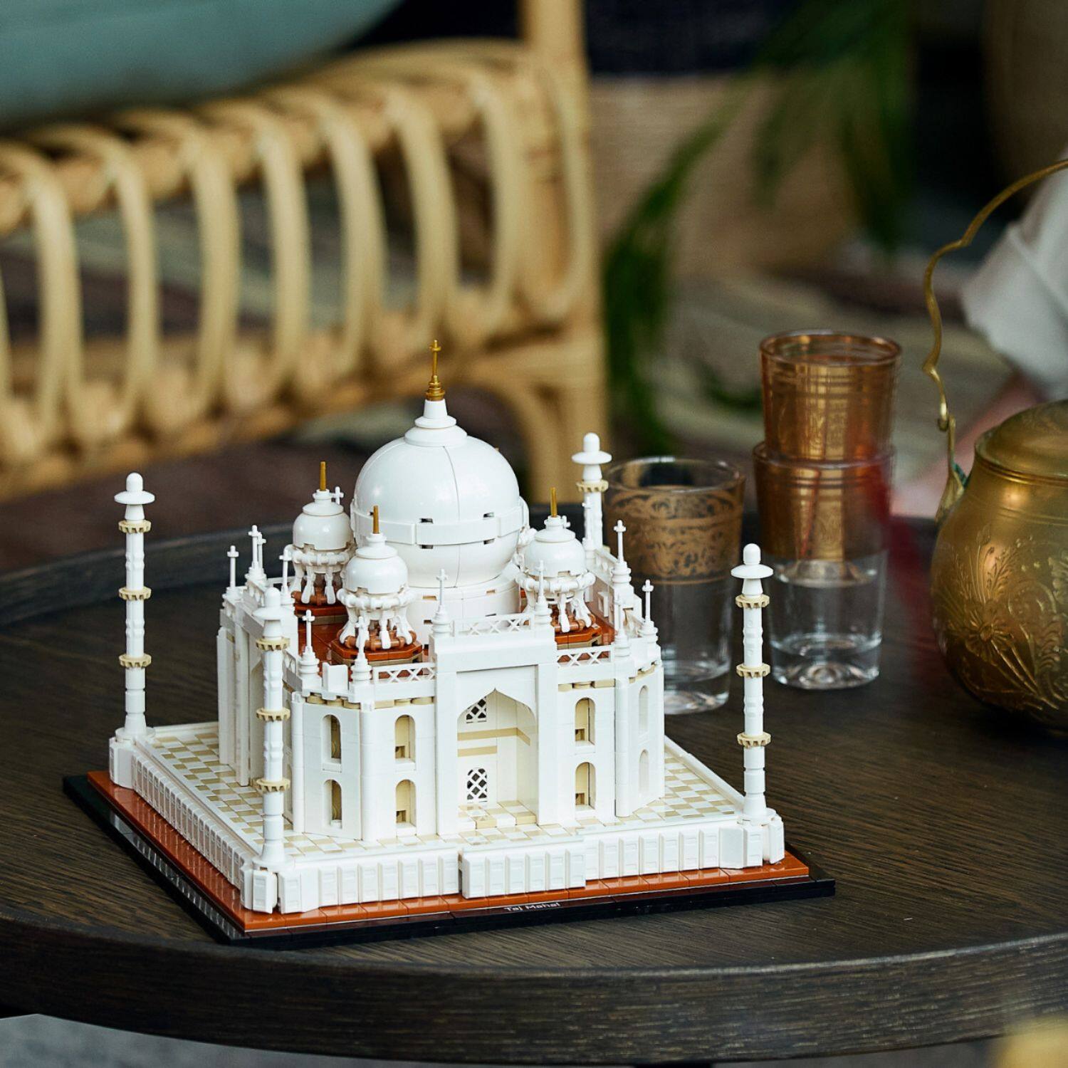 Alt View 15. LEGO - Architecture Taj Mahal 21056.