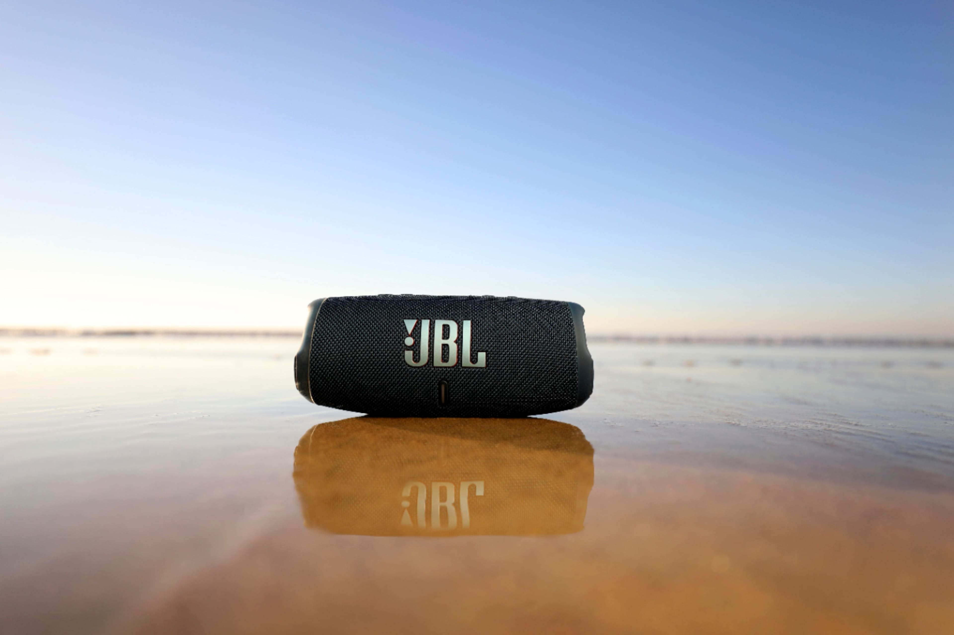 Alt View 22. JBL - CHARGE5 Portable Waterproof Speaker with Powerbank - Black.