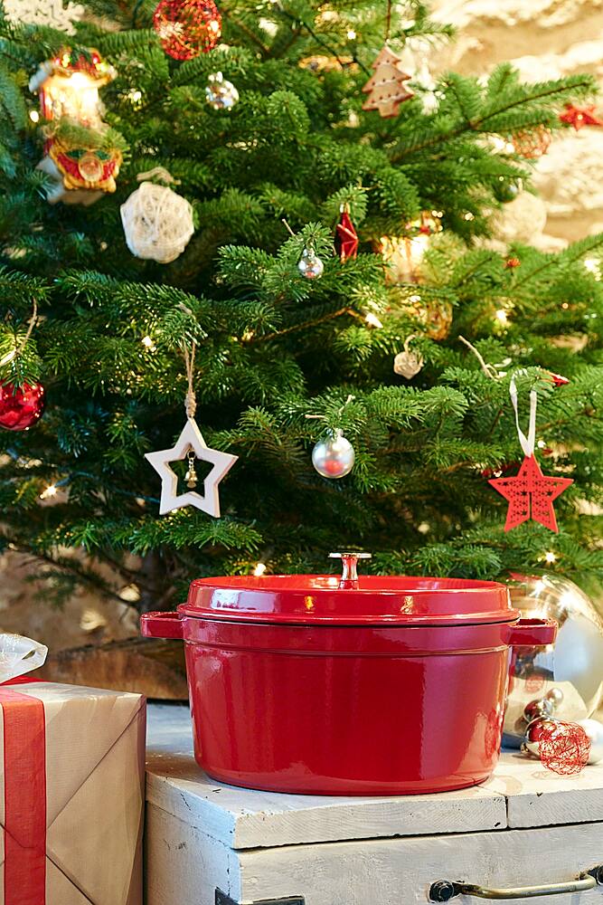 Alt View 14. Staub - Staub Cast Iron 4-qt Round Cocotte - Cherry - Cherry.