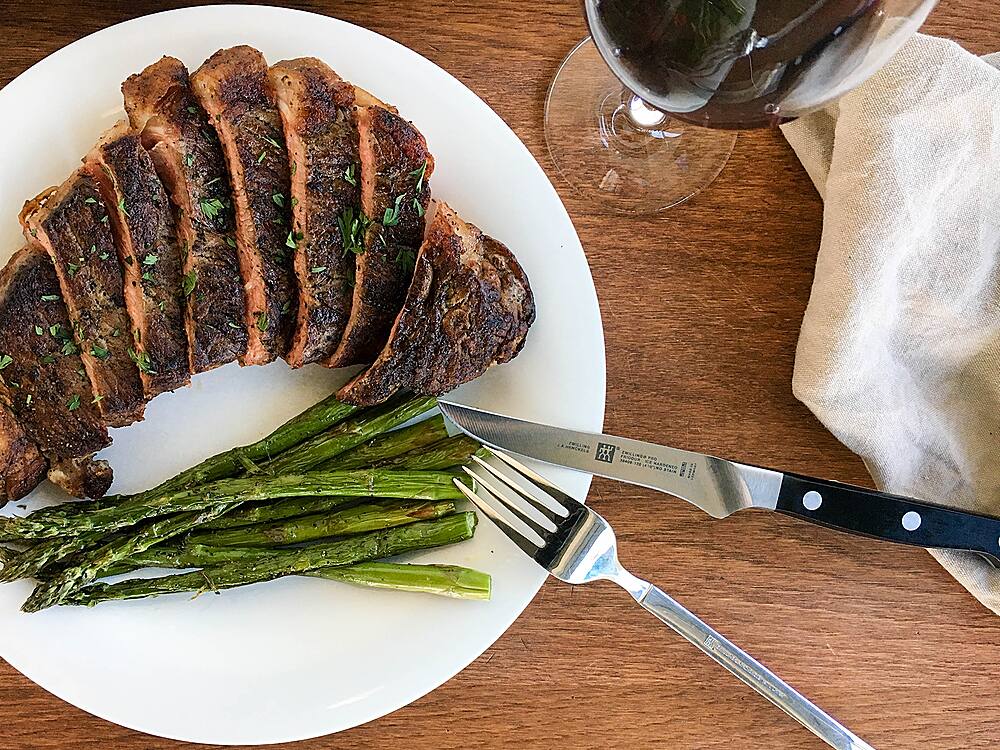 Alt View 12. ZWILLING - Pro 4-pc Steak Knife Set - Black.