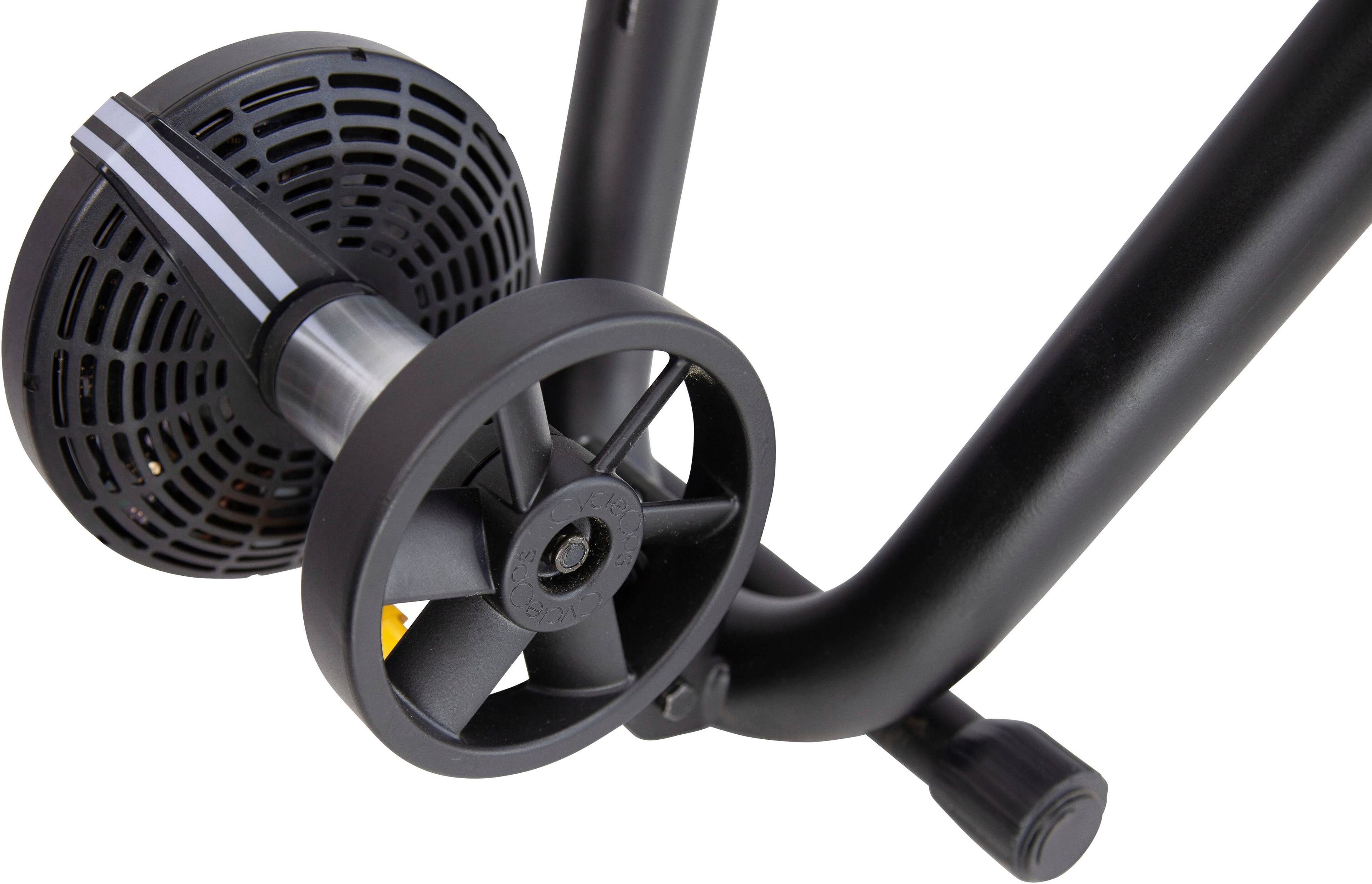 Alt View 12. Saris - M2 Smart Trainer - Black.