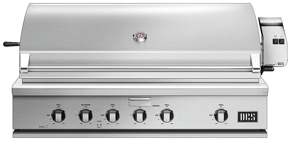 Angle. DCS - 48" Series 7 Grill, Natural Gas - Brushed Stainless Steel.