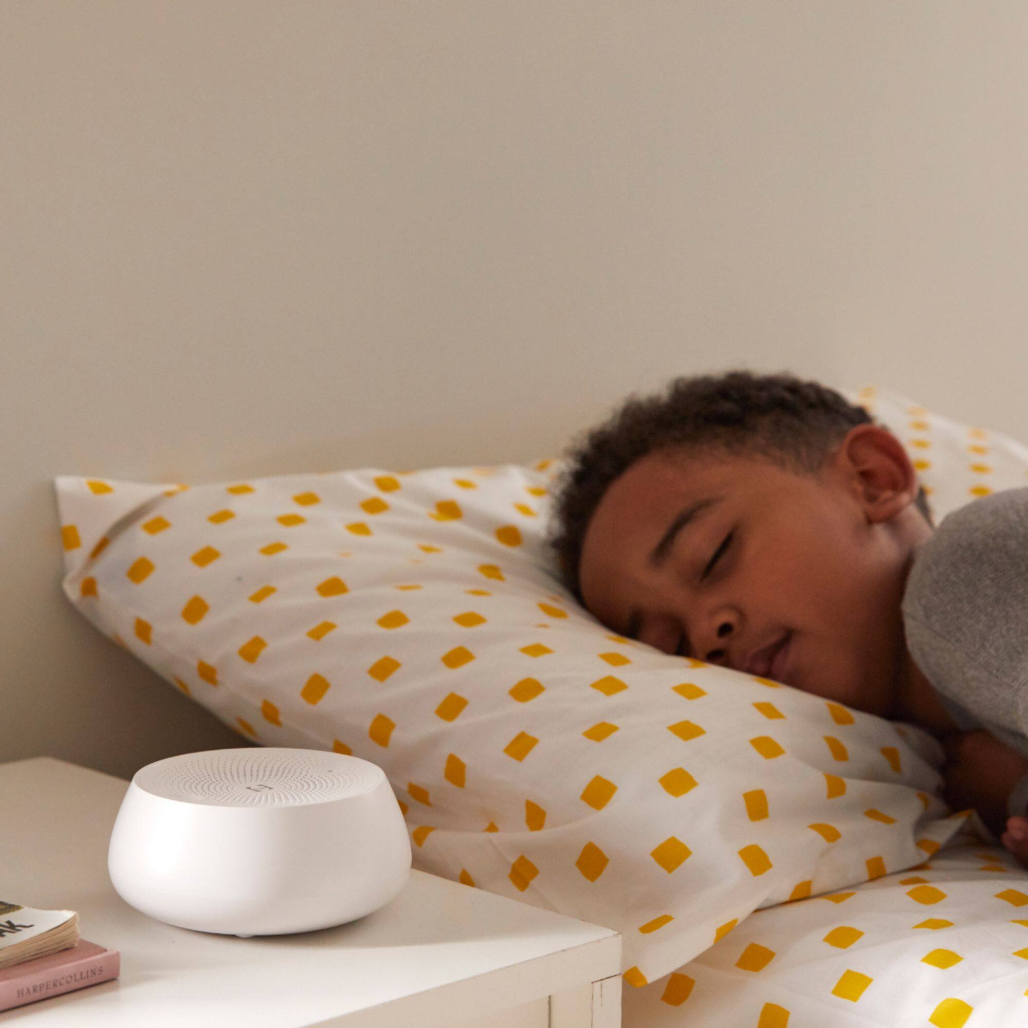 Best Buy Hatch Rest Mini Smart Sound Machine White HBR4002