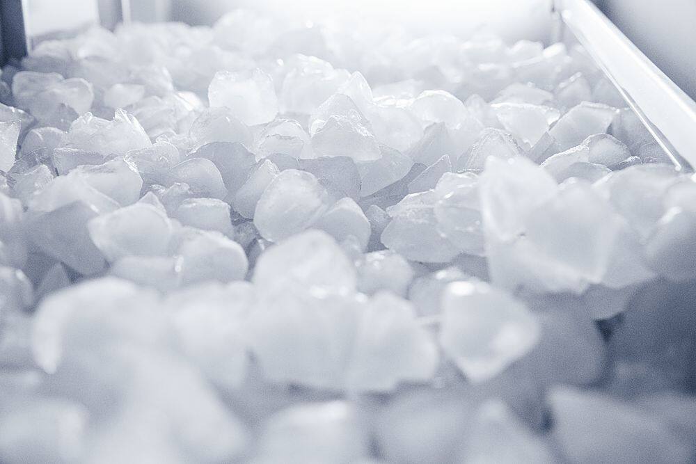 Alt View 19. Thermador - Masterpiece 20.8 Cu. Ft. French Door Counter-Depth Smart Refrigerator - Silver.