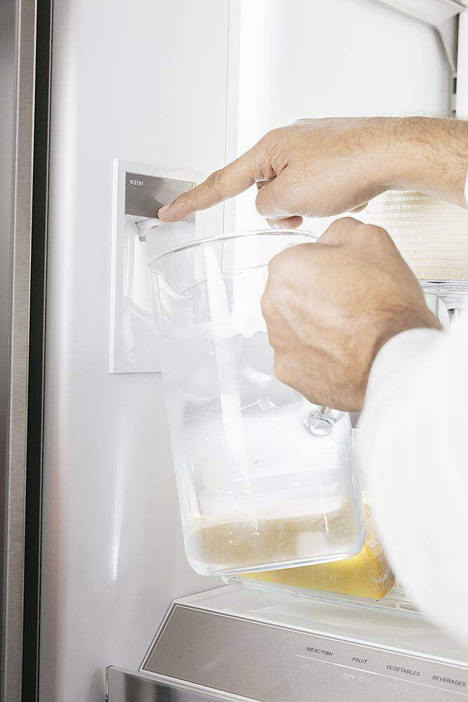 Alt View 5. Thermador - Masterpiece 20.8 Cu. Ft. French Door Counter-Depth Smart Refrigerator - Silver.