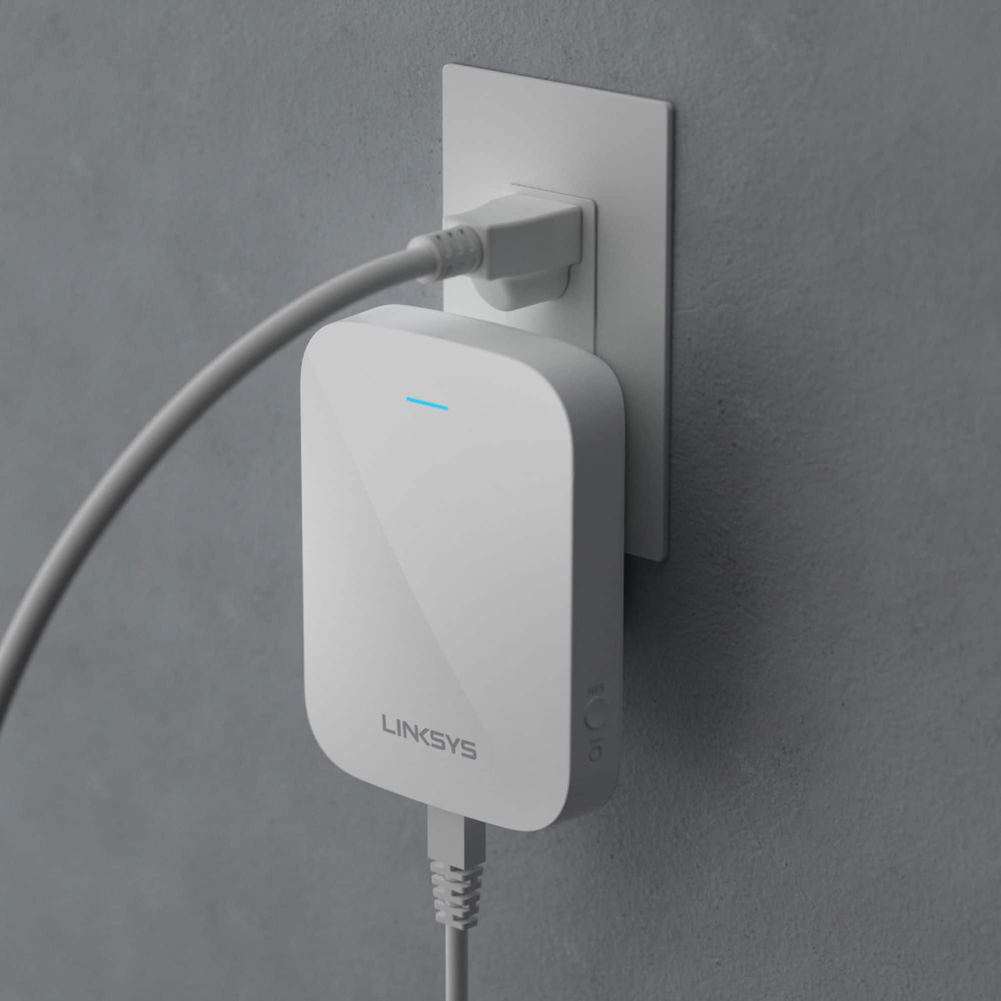 Alt View 15. Linksys - Max-Stream Wi-Fi 6 Range Extender - White.