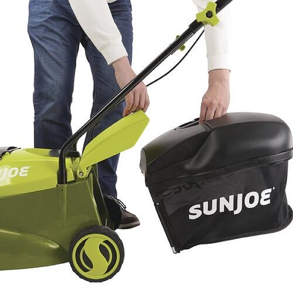 Best Buy: Sun Joe 24-Volt iON+ 14-Inch Push Lawnmower (1 x 4.0-Ah