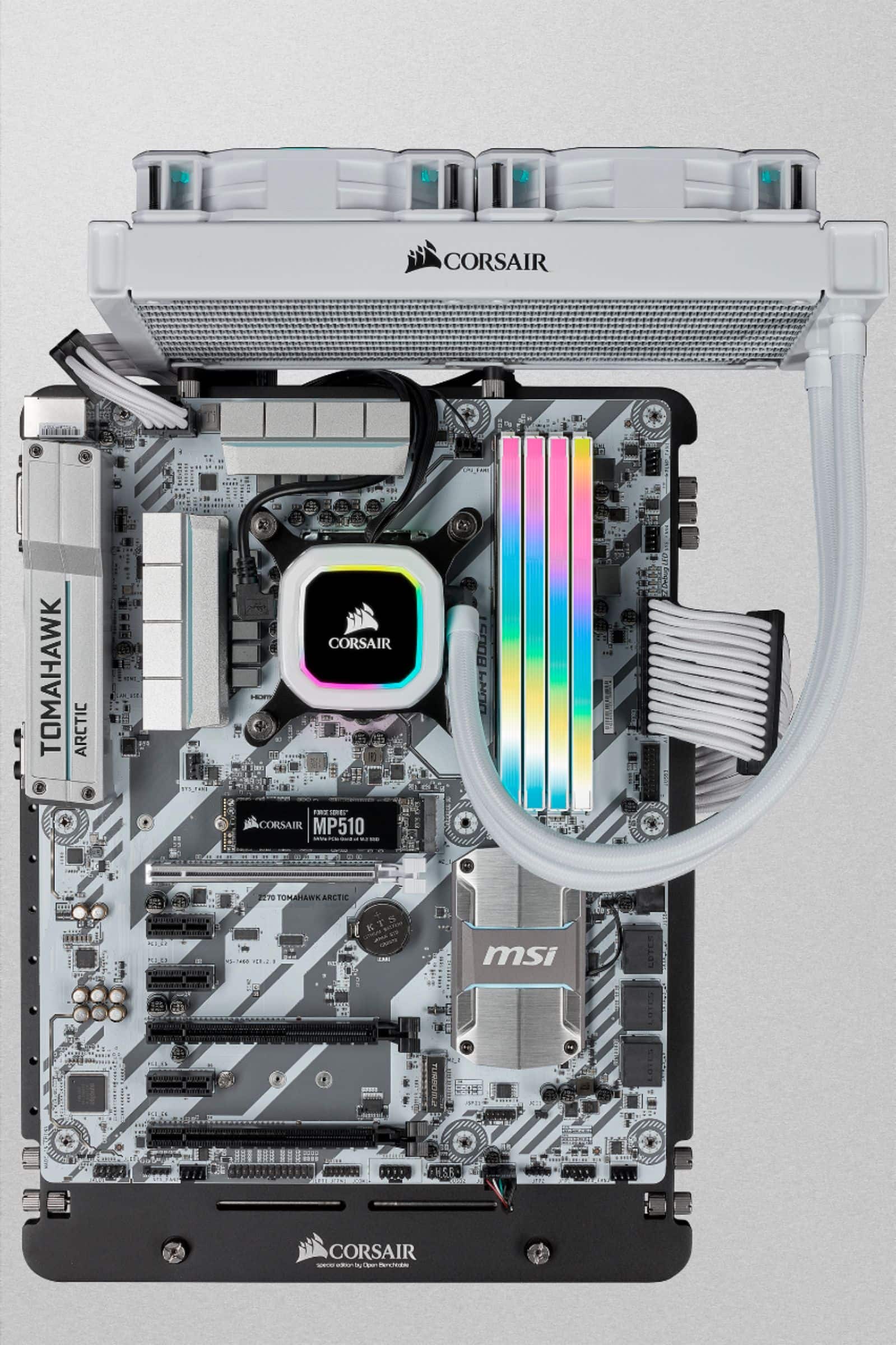 Alt View 13. CORSAIR - VENGEANCE RGB PRO SL 16GB (2x8GB) DDR4 3200MHz C16 UDIMM Desktop Memory - White.