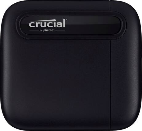 Front. Crucial - X6 SE 1TB External USB-C/USB-A Portable SSD - Black.