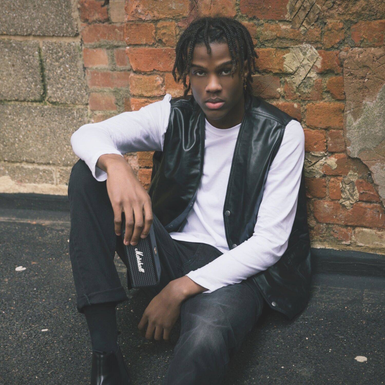 Alt View 26. Marshall - Geek Squad Certified Refurbished Emberton Portable Bluetooth Speaker - Black.