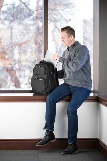 backpack to carry 2 laptops Knack Small Series Laptop Fits up 16 Inch from desk to departure and beyond Platinum Elite Business Laptop Backpack