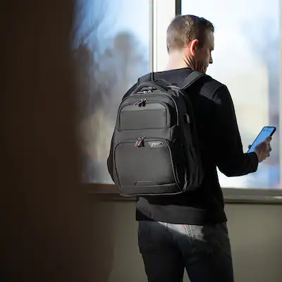 Samsonite - Laser Pro 2 Laptop Backpack for 15.6" Laptops - Black Samsonite - Laser Pro 2 Laptop Backpack for 15.6" Laptops - Black