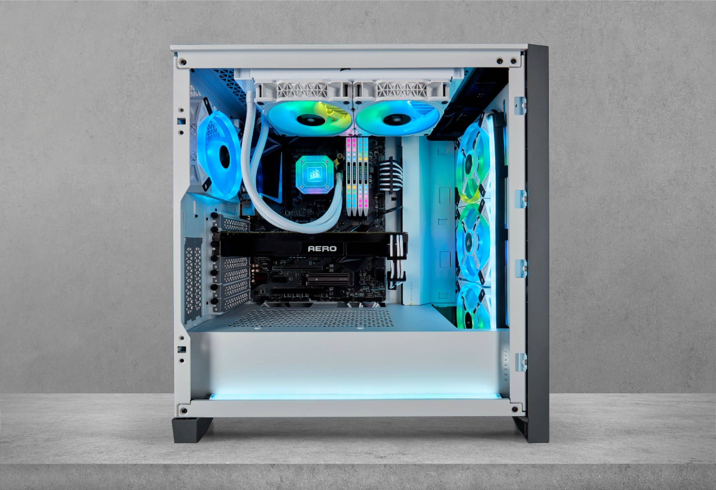 Alt View 24. CORSAIR - MP600 PRO 1TB Internal SSD PCIe Gen 4 x4 NVMe with Heatsink for Desktops - Black.