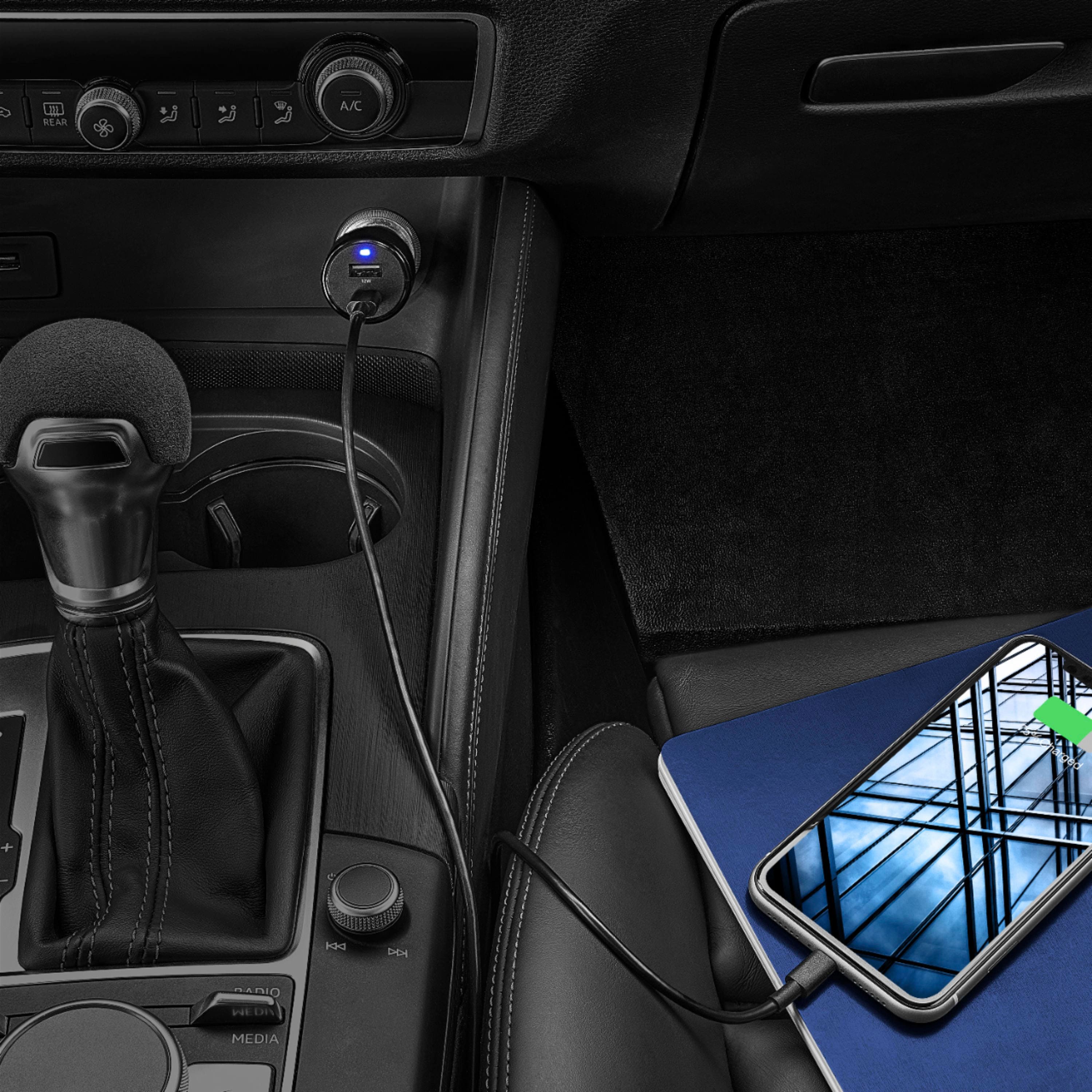 Alt View 13. Best Buy essentials™ - 32 W Vehicle Charger with 1 USB-C & 1 USB Port - Black.