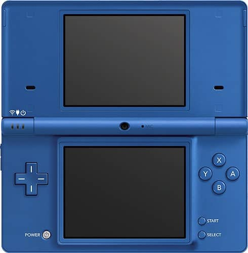 XL gaming: Nintendo's new DSi a giant among portable consoles