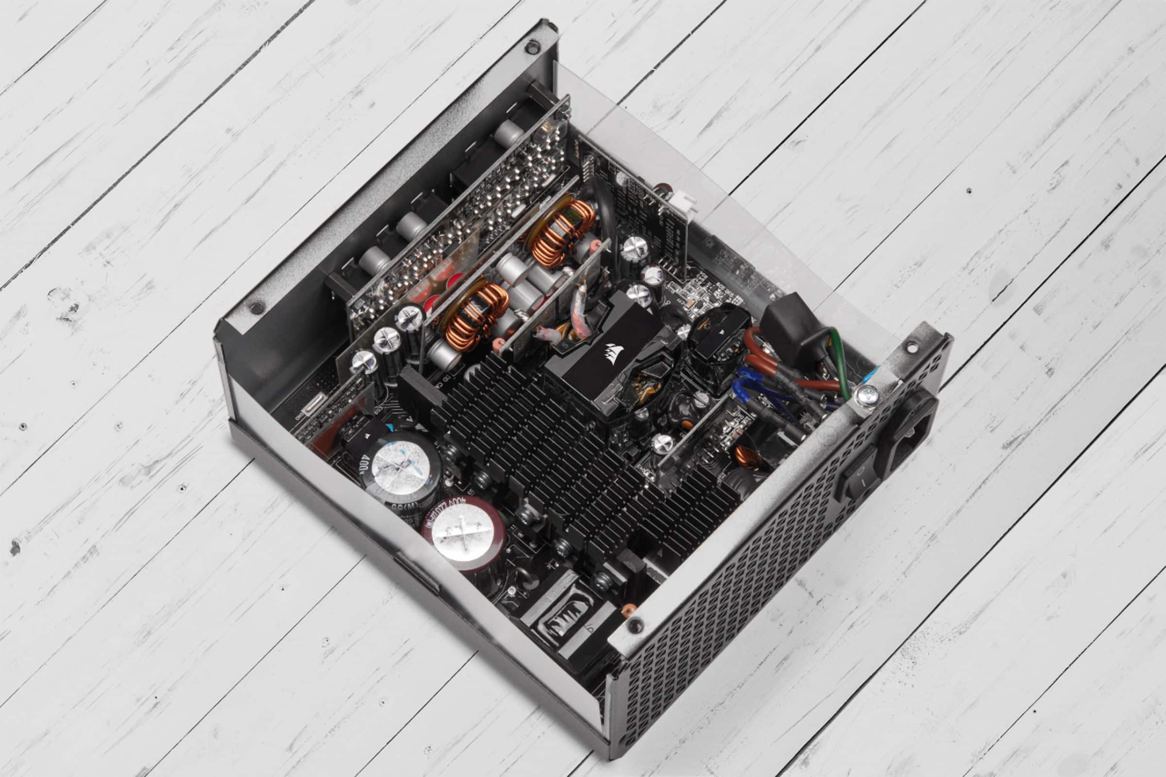 Alt View 25. CORSAIR - RMx Series RM850x 80 PLUS Gold Fully Modular ATX Power Supply - Black.