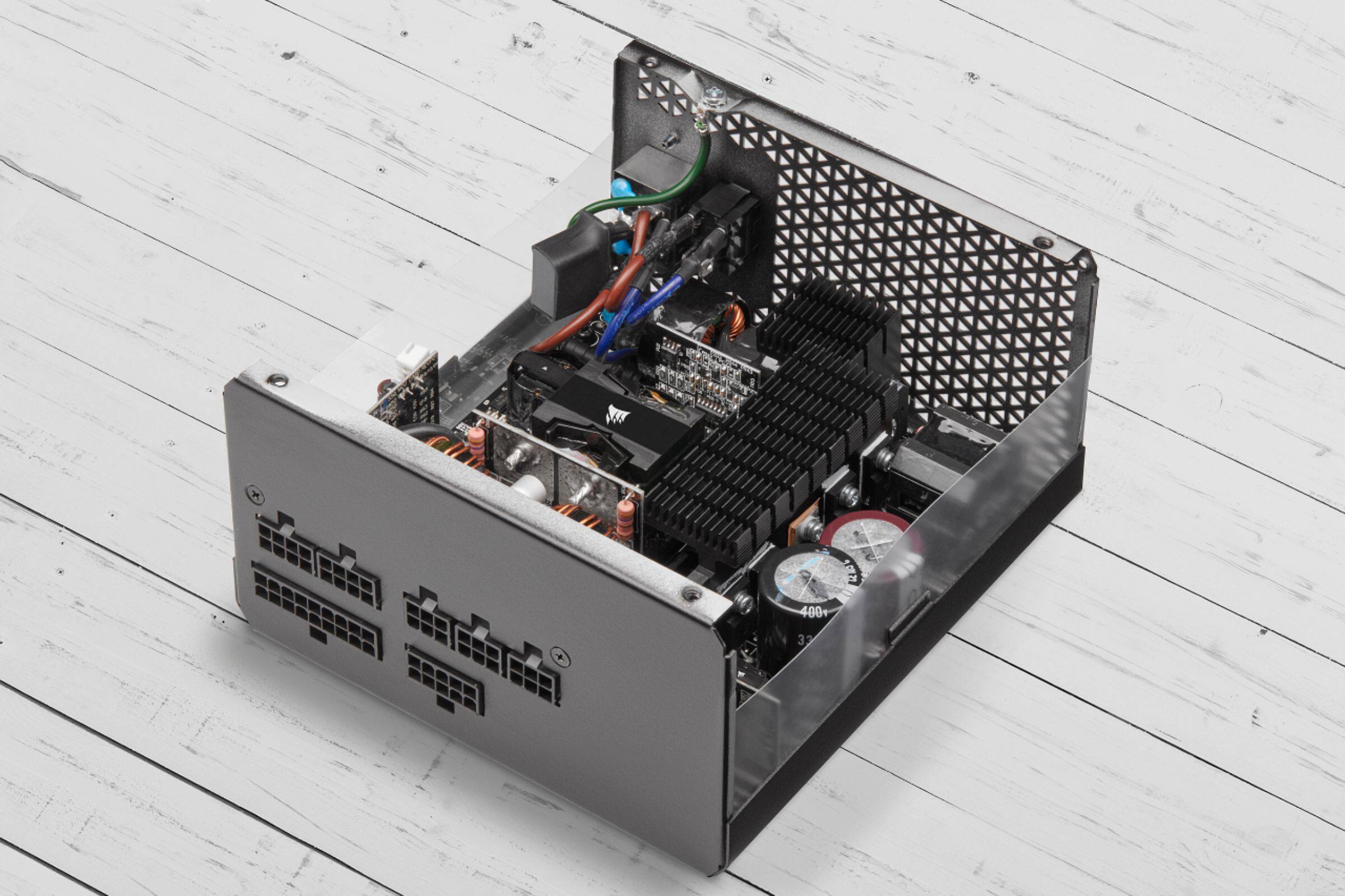 Alt View 26. CORSAIR - RMx Series RM850x 80 PLUS Gold Fully Modular ATX Power Supply - Black.