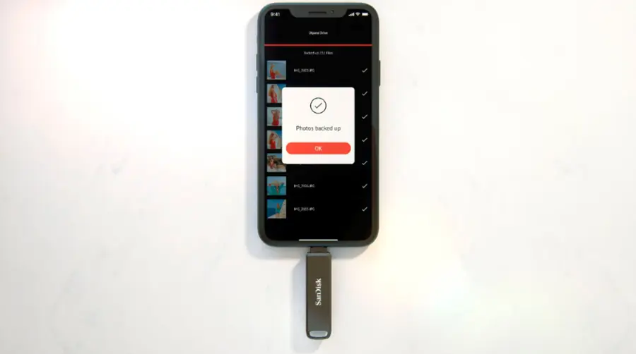 Alt View 17. SanDisk - 128GB iXpand Phone Drive Luxe for iPhone Lightning and Type-C Devices - Black.