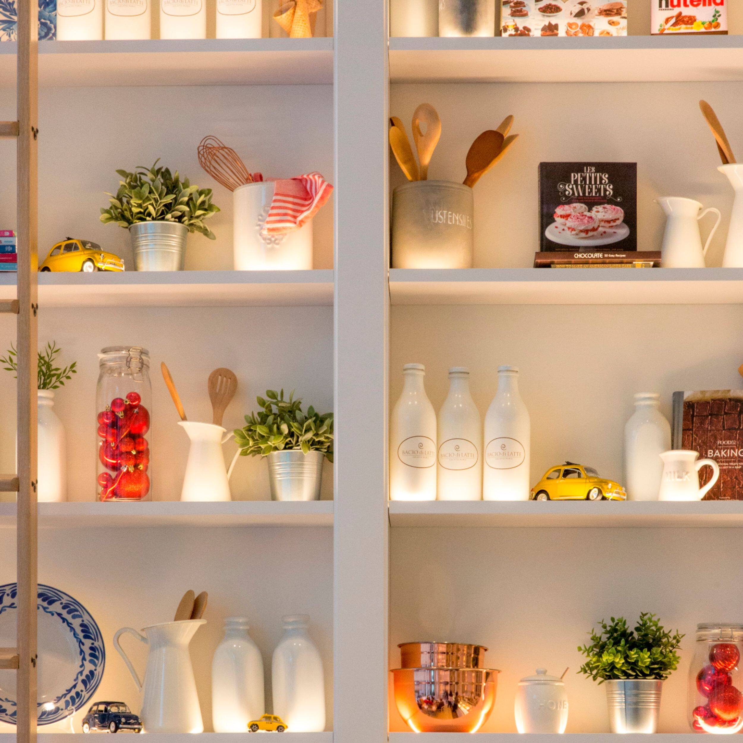 Alt View 12. LIFX - Lightstrip - Color Zones 40" - Multi.