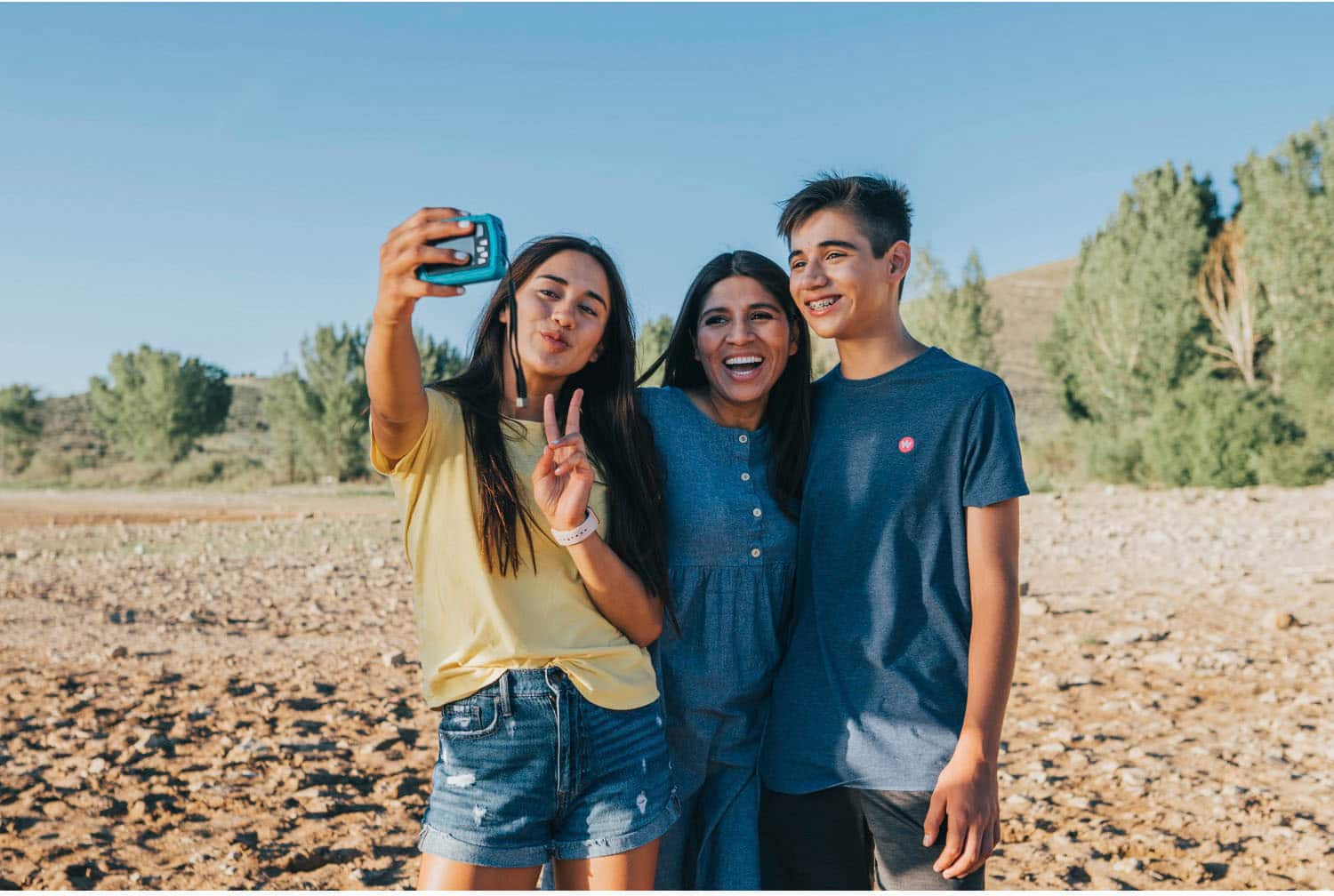 Alt View 16. Polaroid - 16MP Waterproof Digital Camera - Teal.