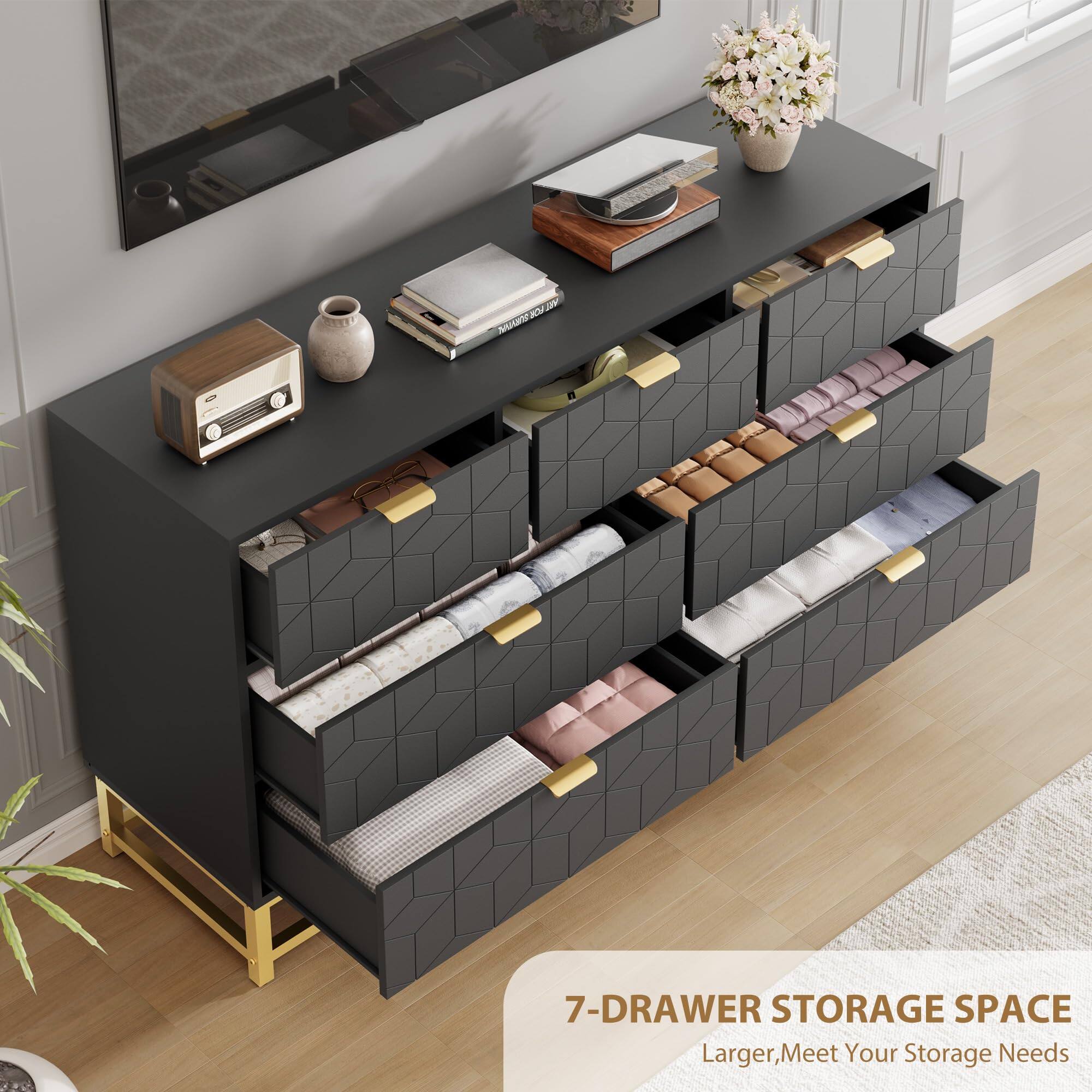 7-Drawer Storage Space  
Larger, Meet Your Storage Needs