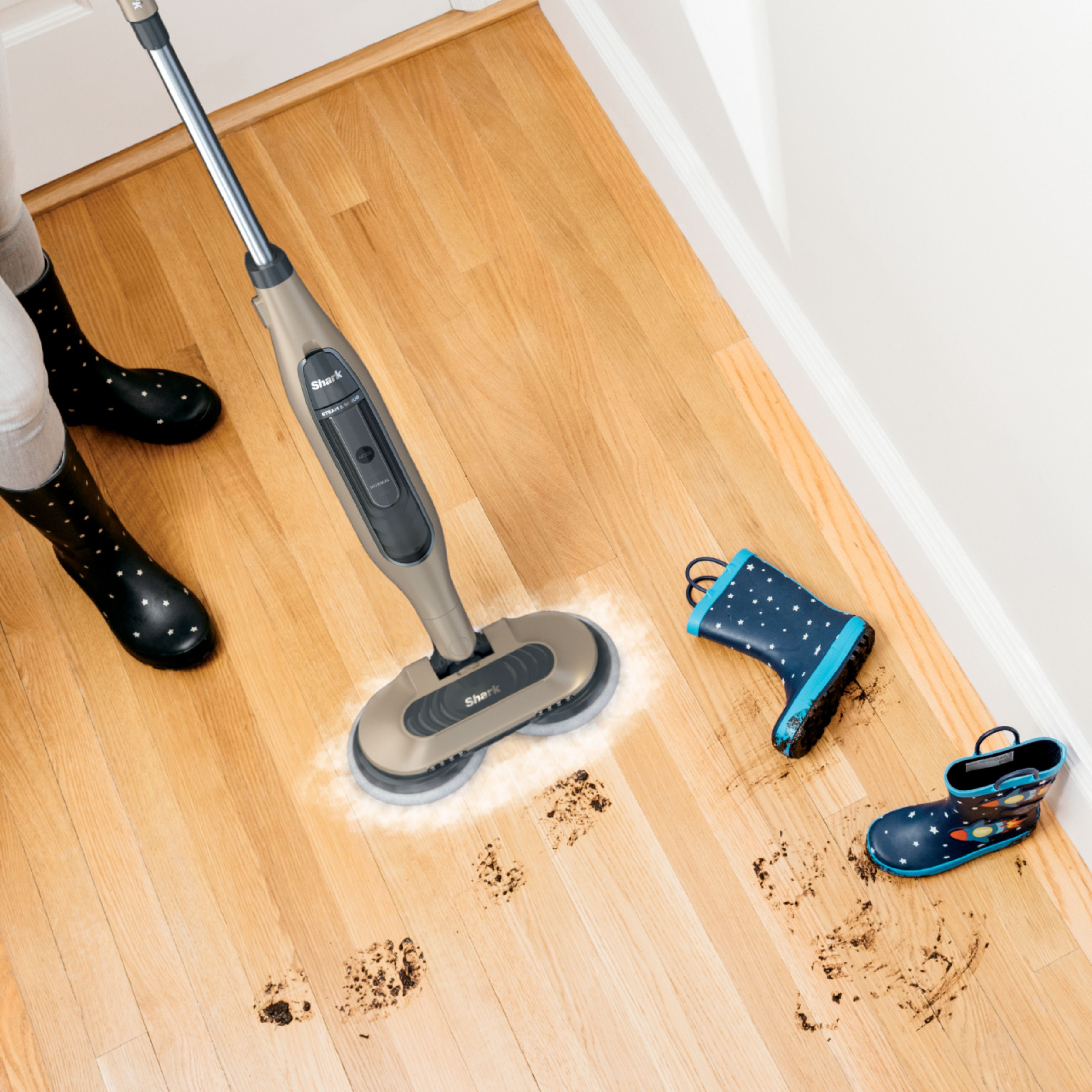 Shark® Steam & Scrub All-in-One Scrubbing and Sanitizing Hard Floor Steam  Mop S7020