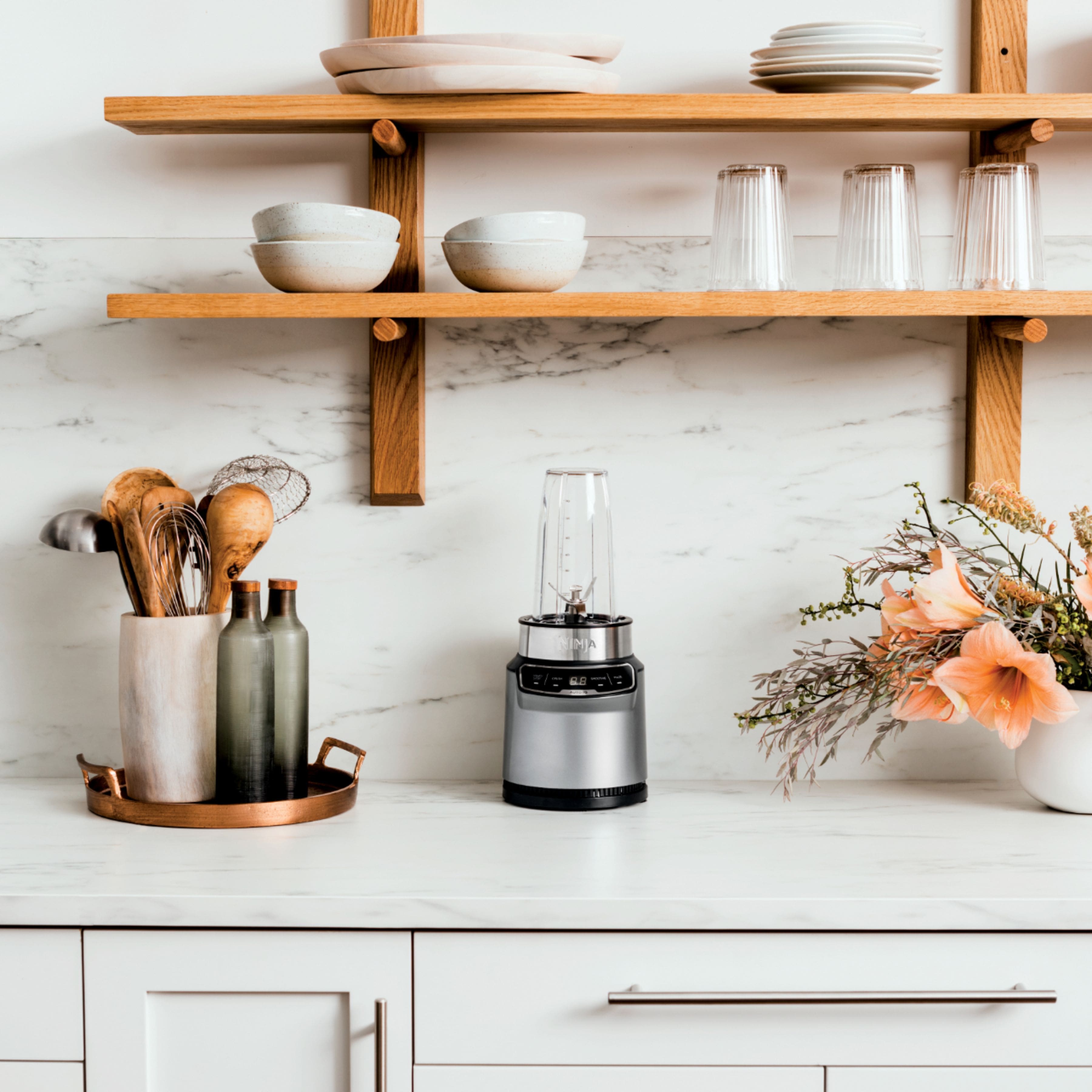 Alt View 11. Ninja - Nutri-Blender Pro Personal Blender with Auto-iQ - Cloud Silver.