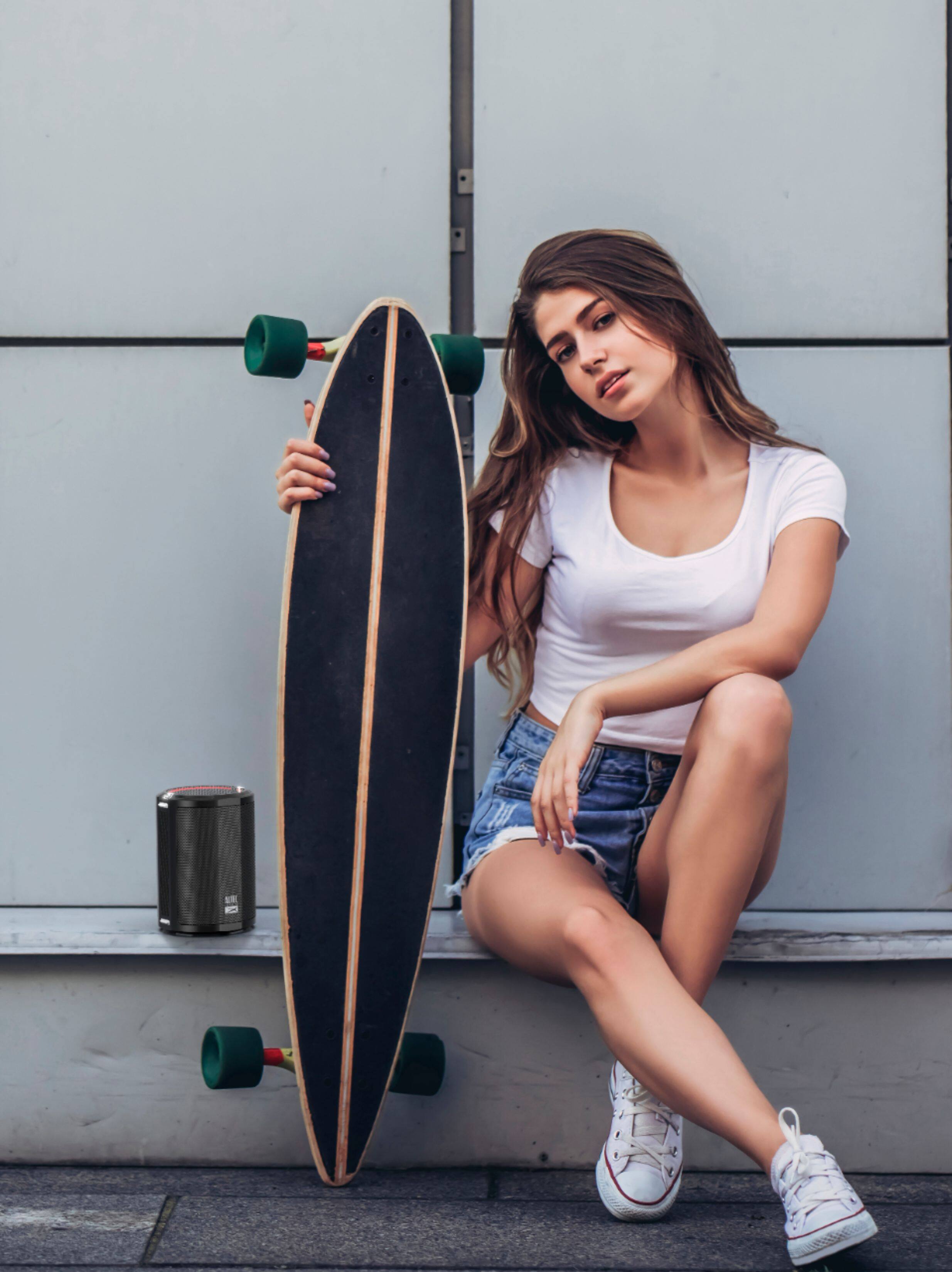 Alt View 19. Altec Lansing - HydraMotion Everything Proof Speaker - Black.