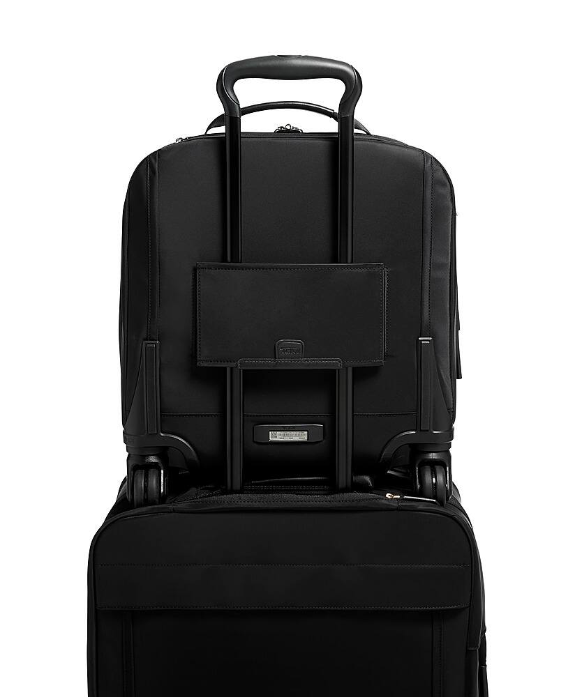tumi voyageur oxford compact carry on