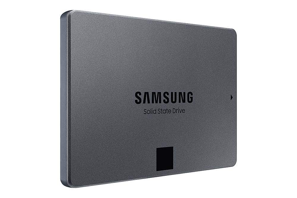 Alt View 12. Samsung - 870 QVO 8TB Internal SSD SATA - Black.