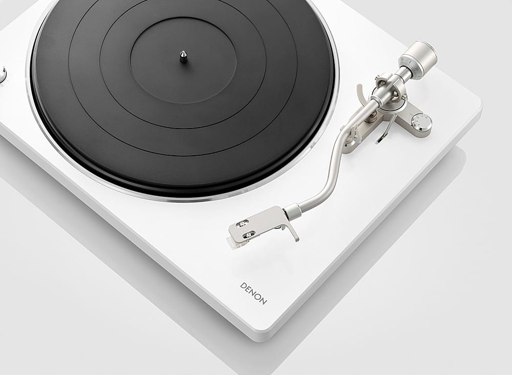 Alt View 11. Denon Electronics - Semi-Automatic Analog Turntable - White.