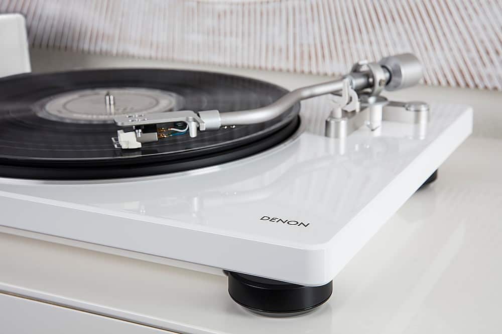 Alt View 14. Denon Electronics - Semi-Automatic Analog Turntable - White.