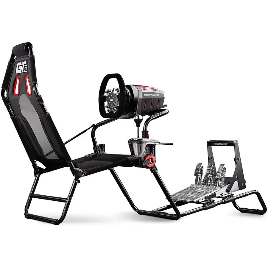 Next level racing gtlite nlr-s021 dirkalni kokpit z nameščenim volanom in pedali