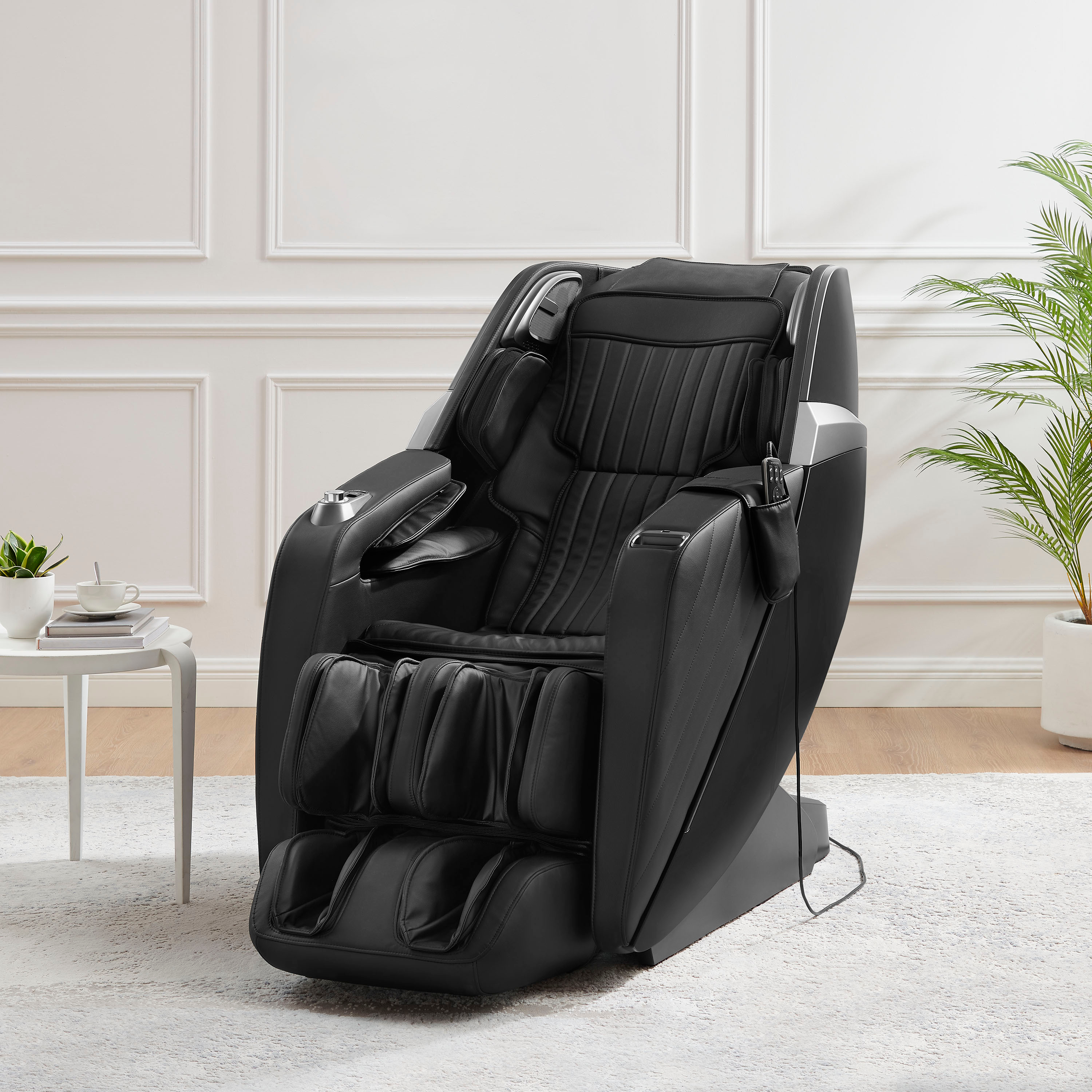 Left View: Insignia™ - 3D Zero Gravity Full Body Massage Chair - Black
