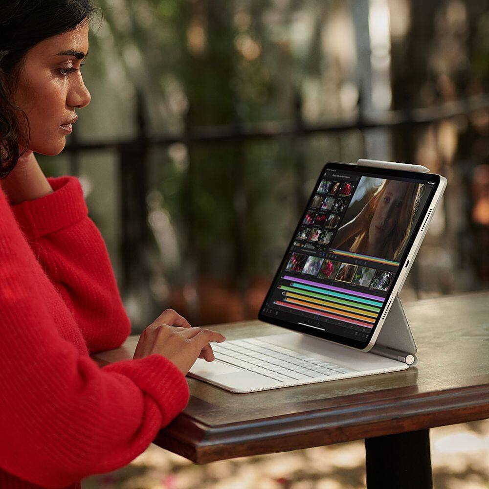 Alt View 13. Apple - Geek Squad Certified Refurbished 11-Inch iPad Pro with Wi-Fi - 1TB - Silver.