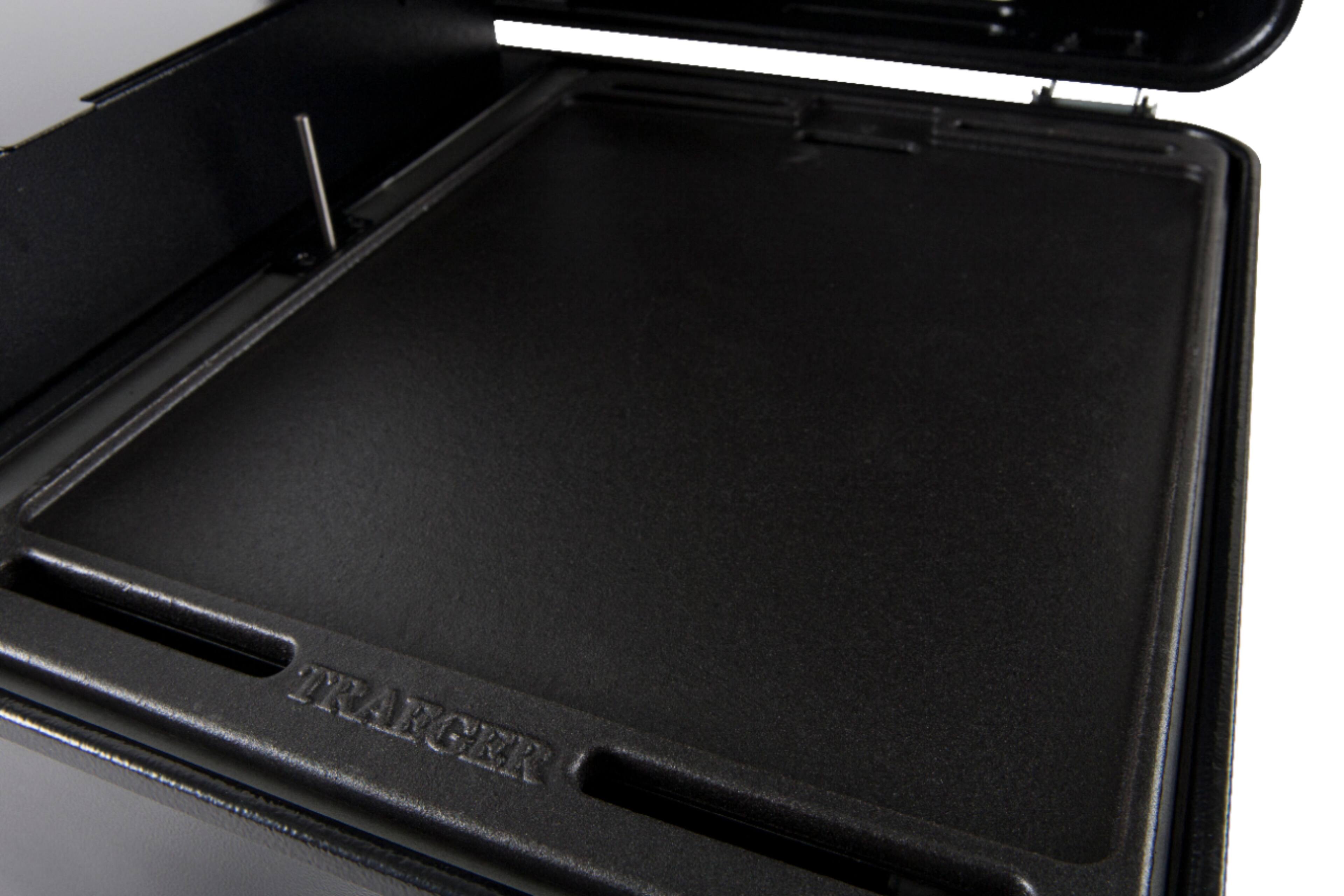 Alt View 12. Traeger Grills - Ranger Wood Pellet Grill - Black.