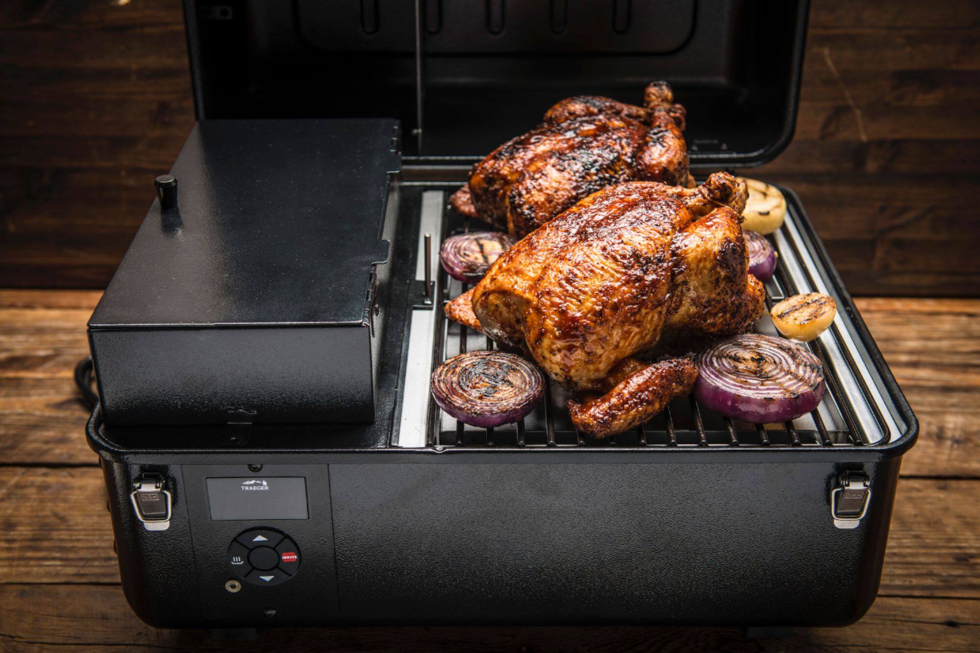 Alt View 15. Traeger Grills - Ranger Wood Pellet Grill - Black.