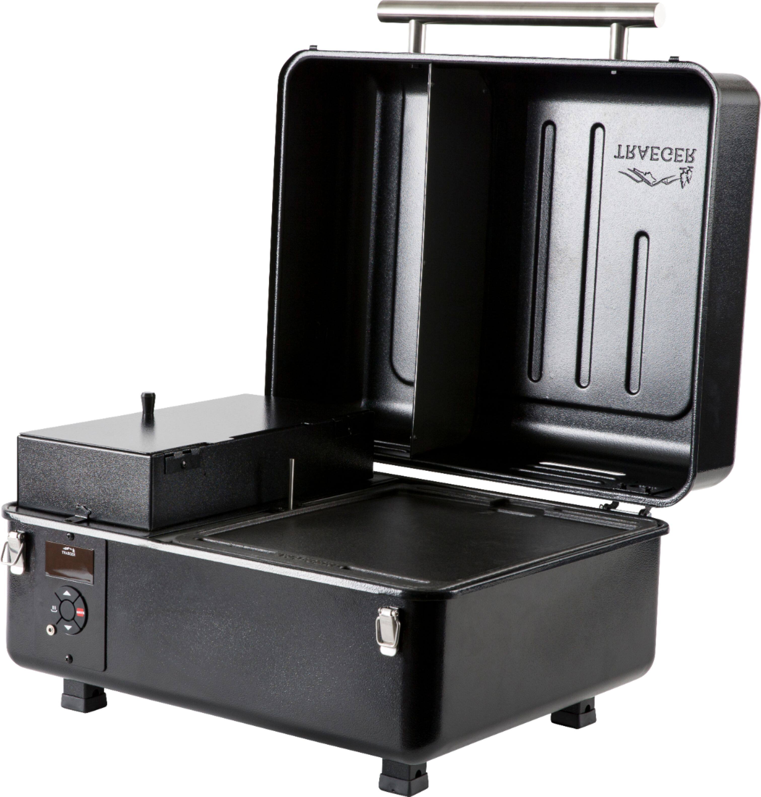 Left. Traeger Grills - Ranger Wood Pellet Grill - Black.