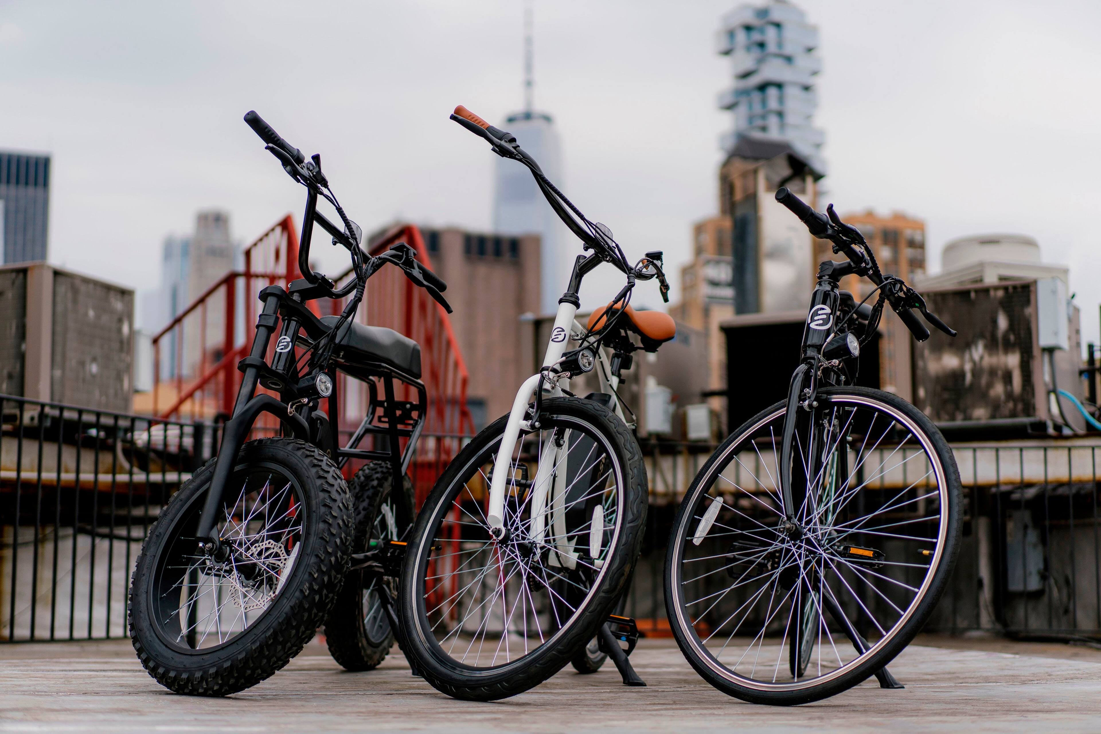 Alt View 20. SWFT - ZIP eBike w/ 37mi Max Operating Range & 20  mph Max Speed - Black.