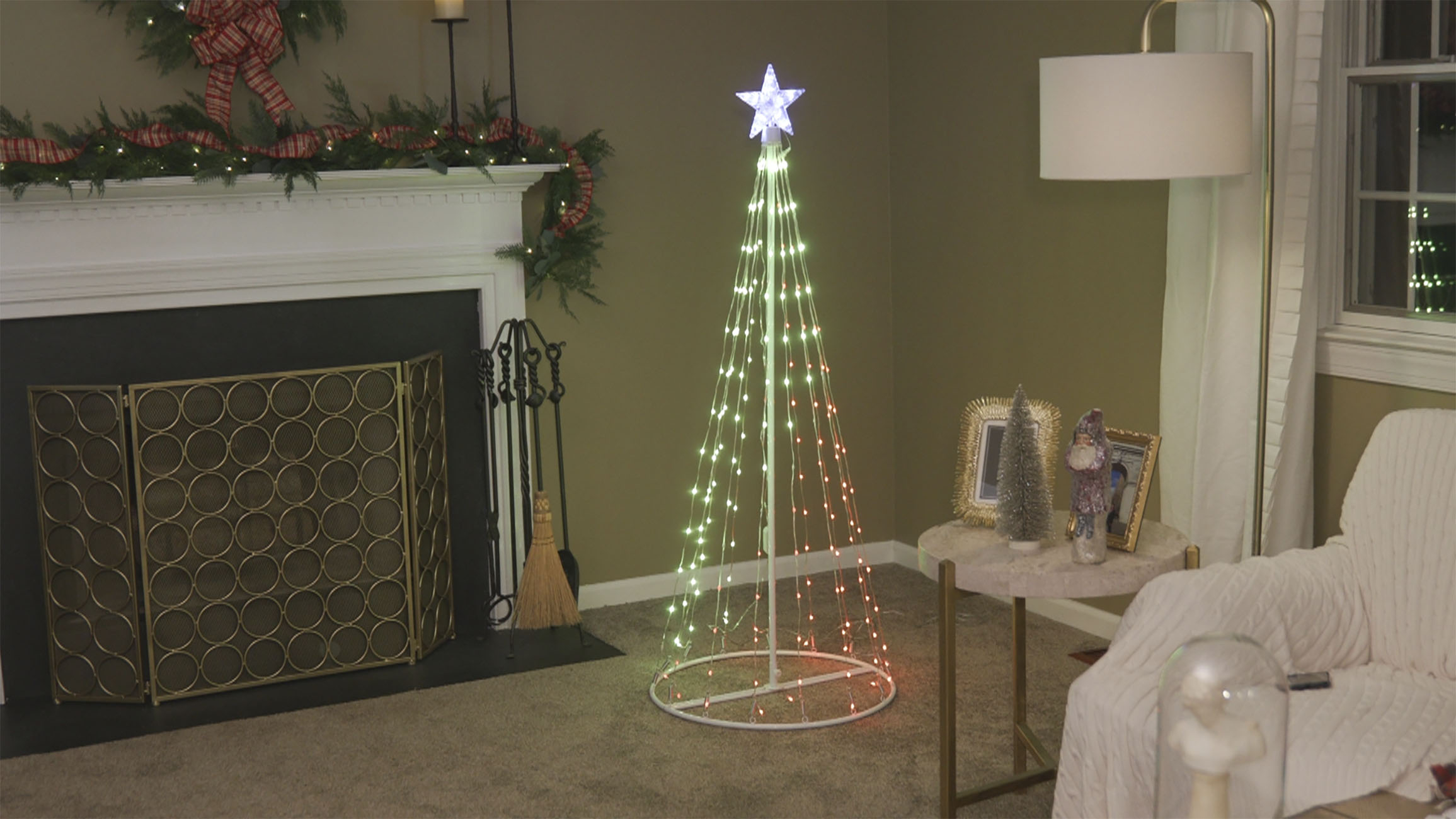 Outdoor Lighted Christmas Tree Cone