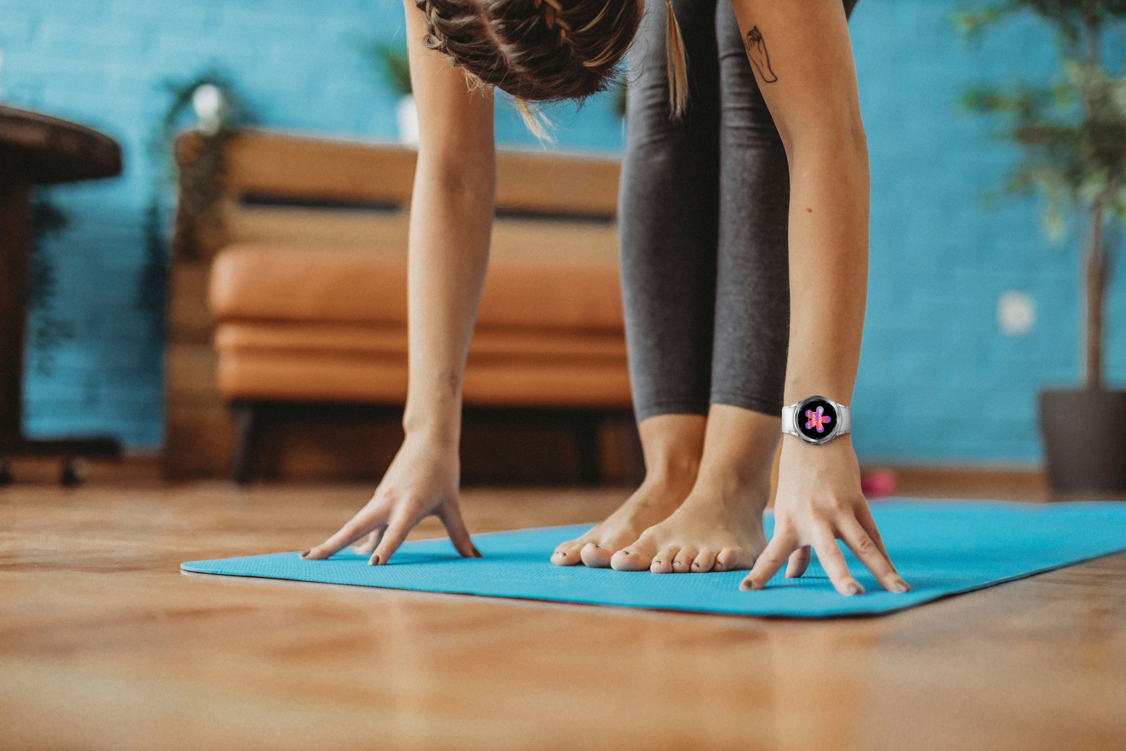 Alt View 17. Samsung - Galaxy Watch4 Classic Stainless Steel Smartwatch 46mm BT - Silver.