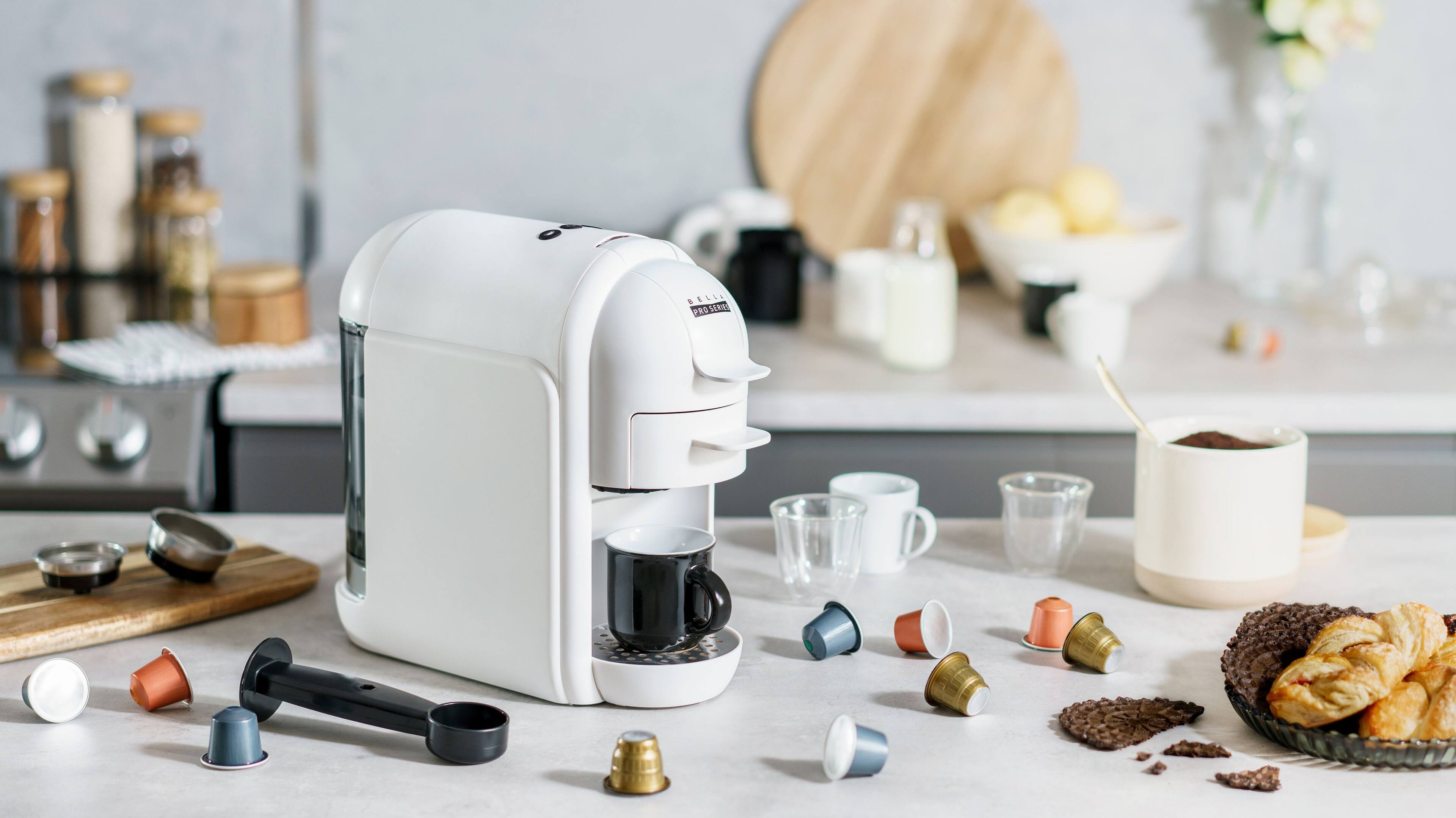 Bella Pro Series - Espresso Machine with 20 Bars of Pressure and Nespresso Capsule Compatibility - Matte White-Alt_View_Zoom_18