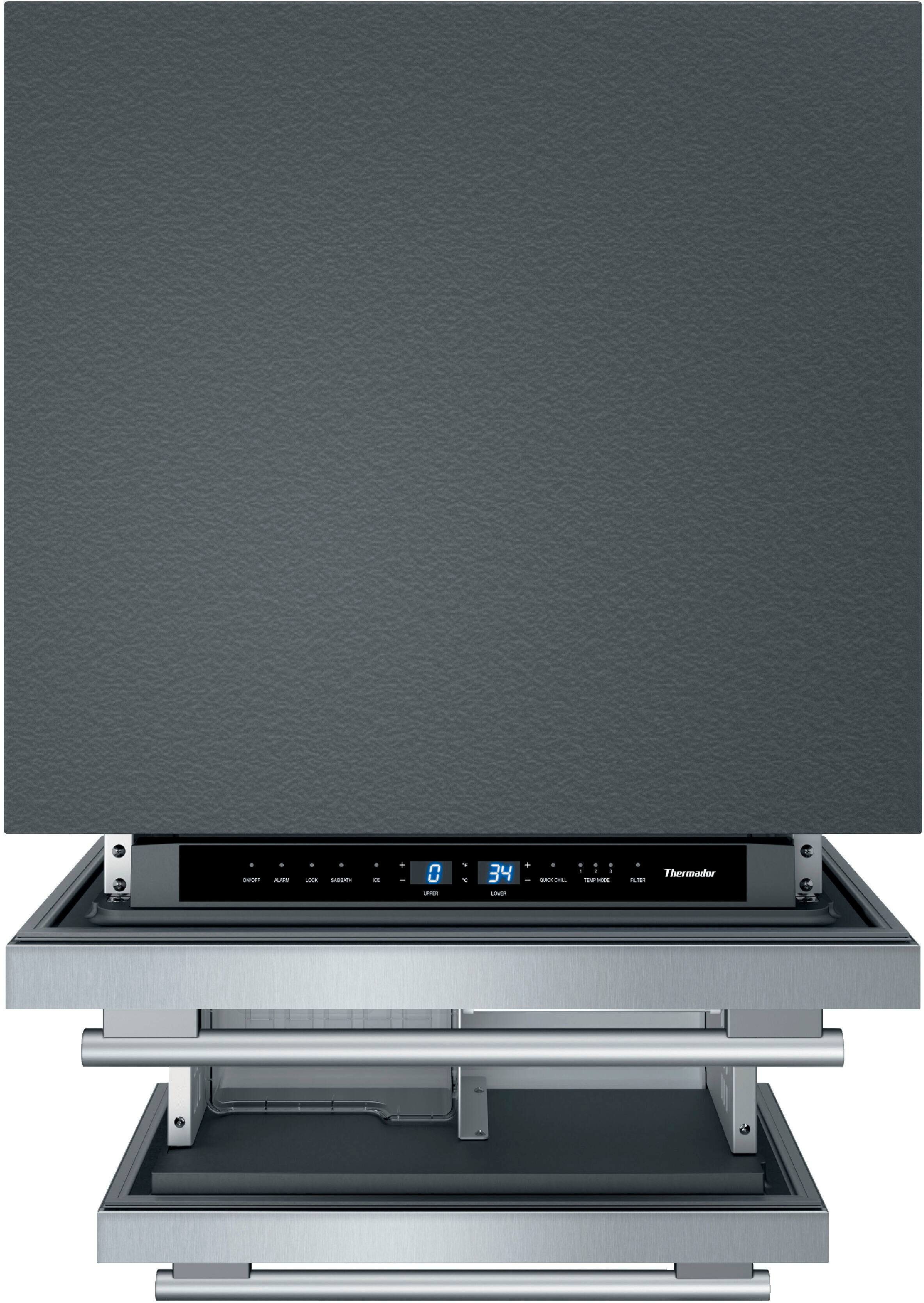 Alt View 11. Thermador - 4.3 Cu. Ft. Built-In Double Drawer Under-Counter Refrigerator/Freezer with Masterpiece Series Handle - Stainless Steel.