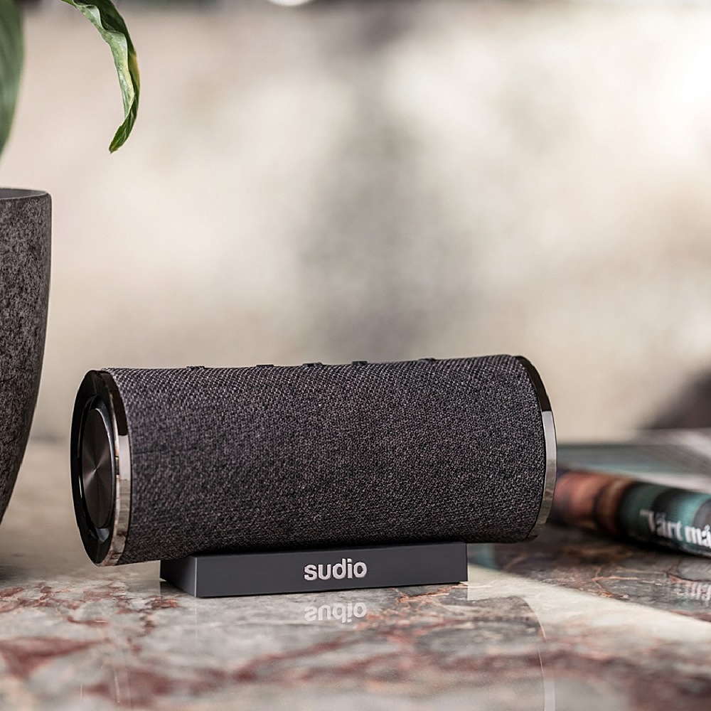 Best Buy: Sudio Femtio Speaker with Dual Pairing Black FMTBLK